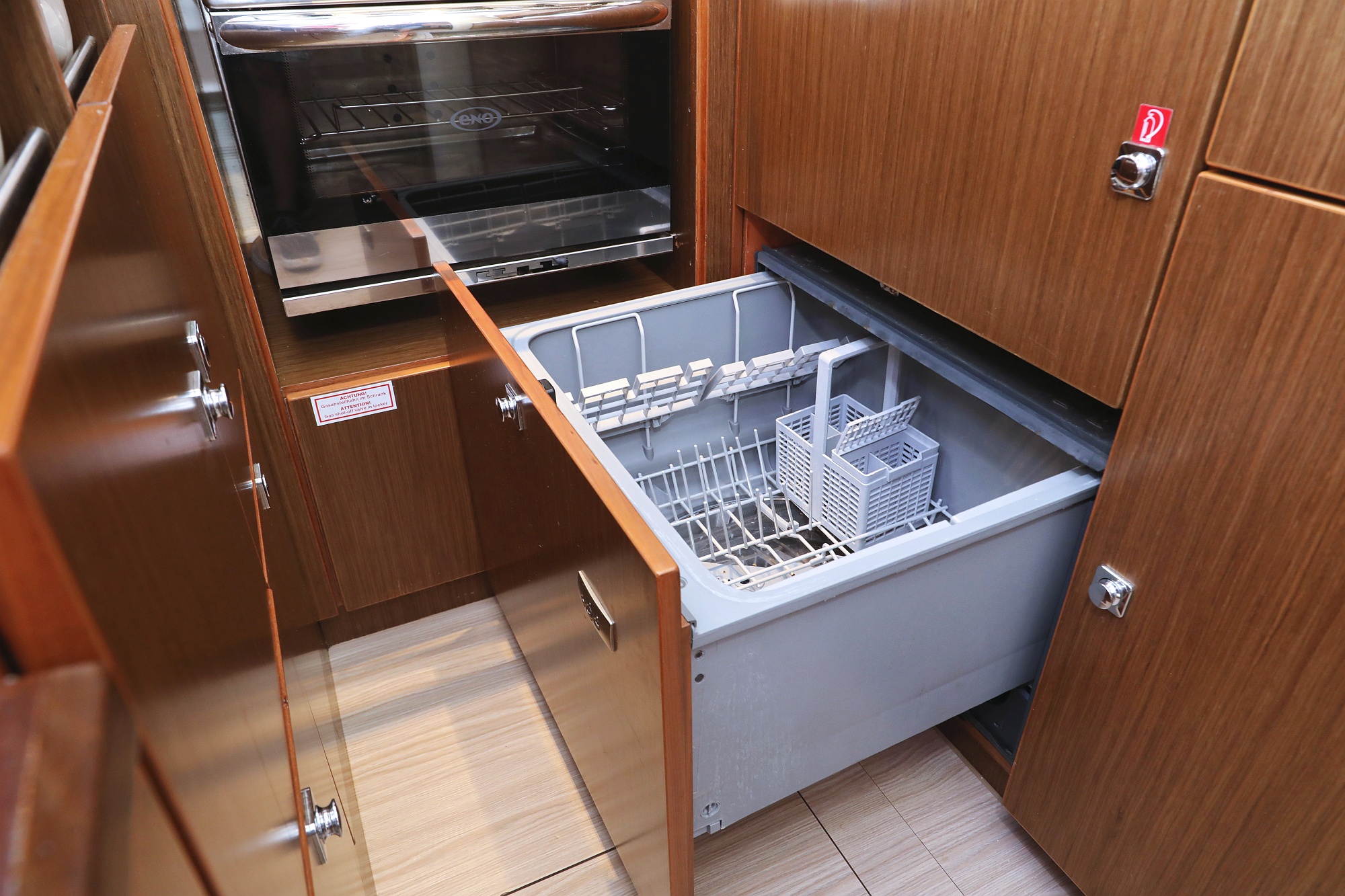Bavaria Cruiser 57 — photo 10