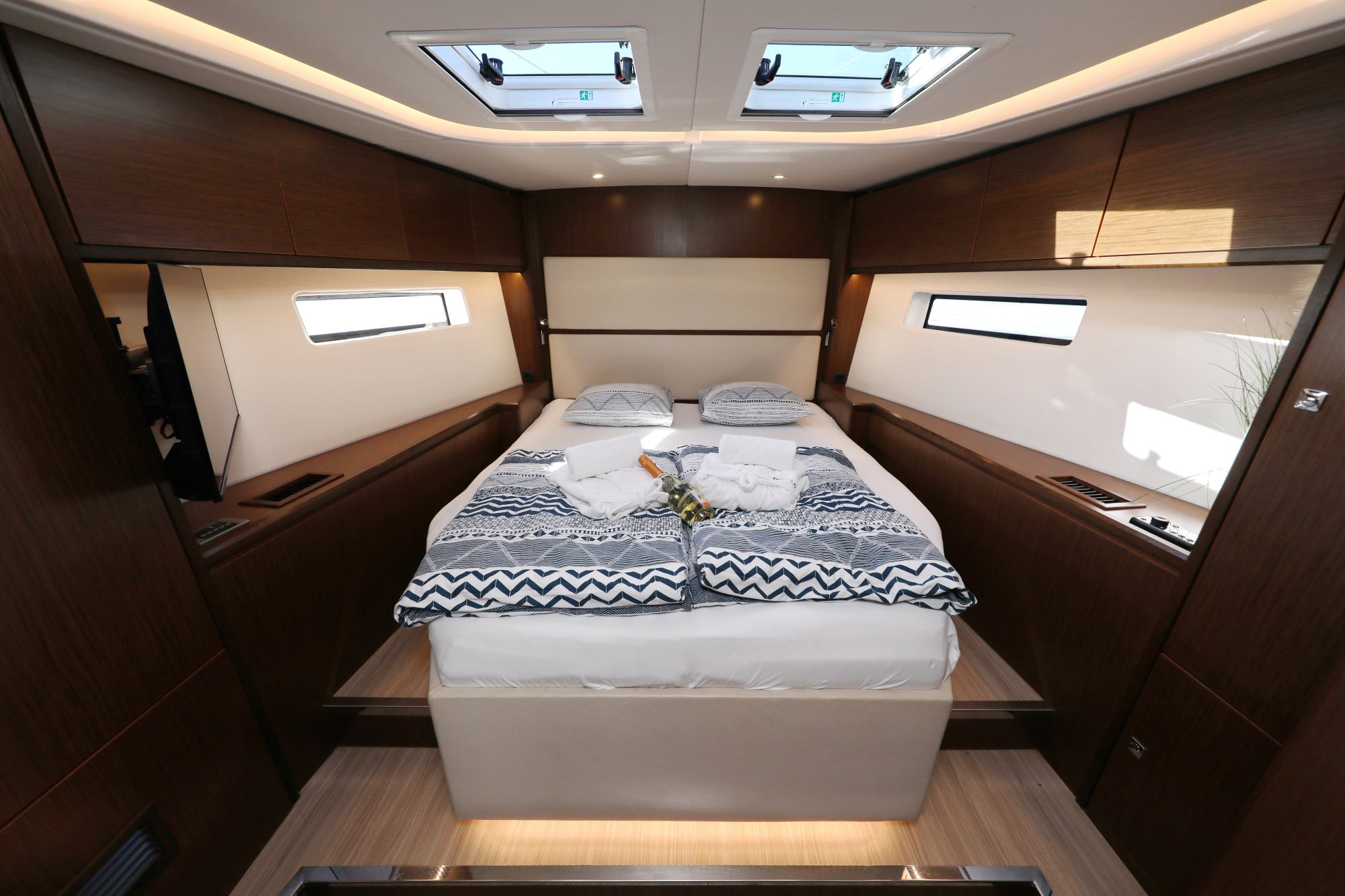 Bavaria Cruiser 57 — photo 3