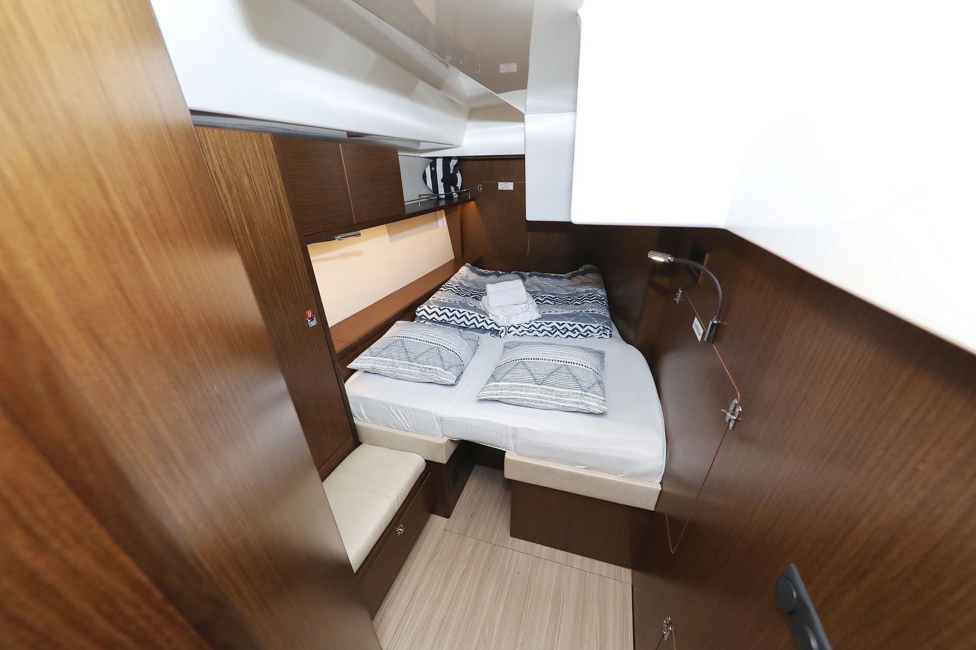 Bavaria Cruiser 57 — photo 26