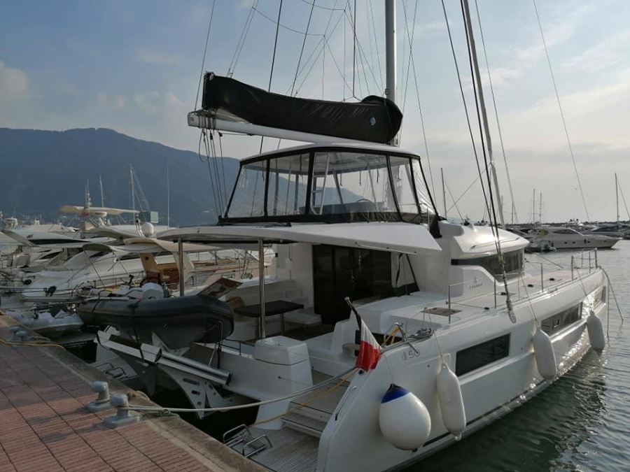Lagoon 50 — photo 8