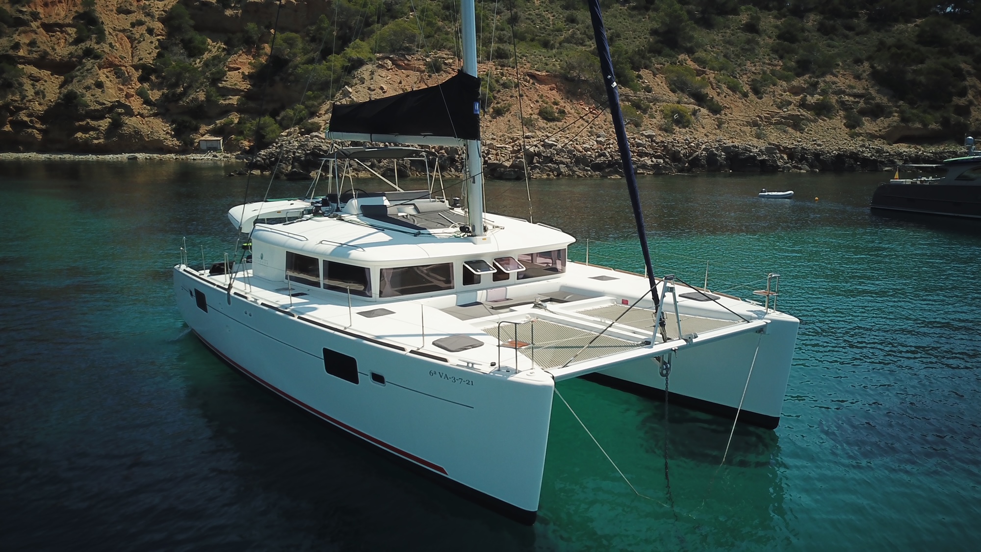 Lagoon 450 Flybridge — photo 14