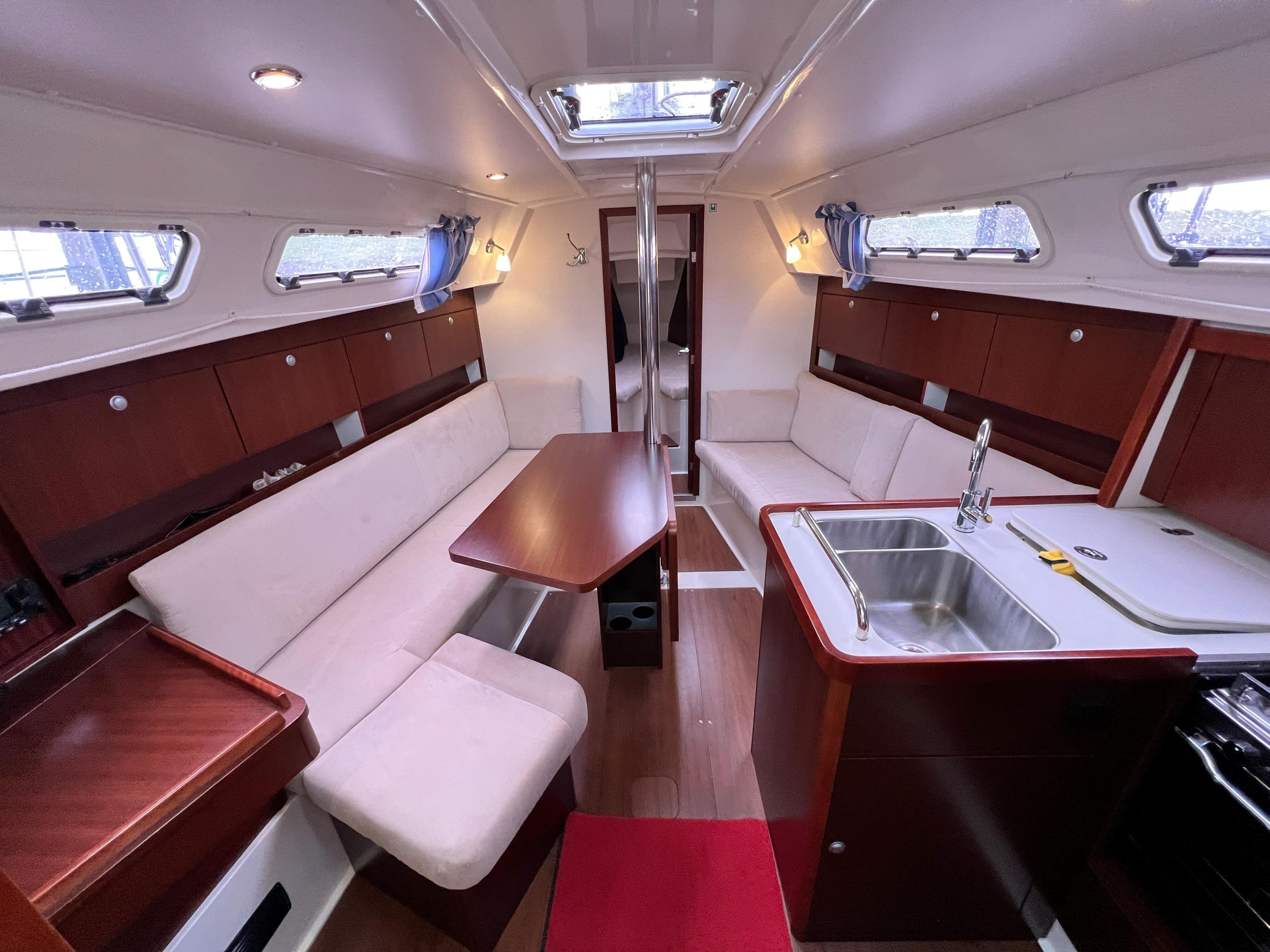 Hanse 320 — photo 2