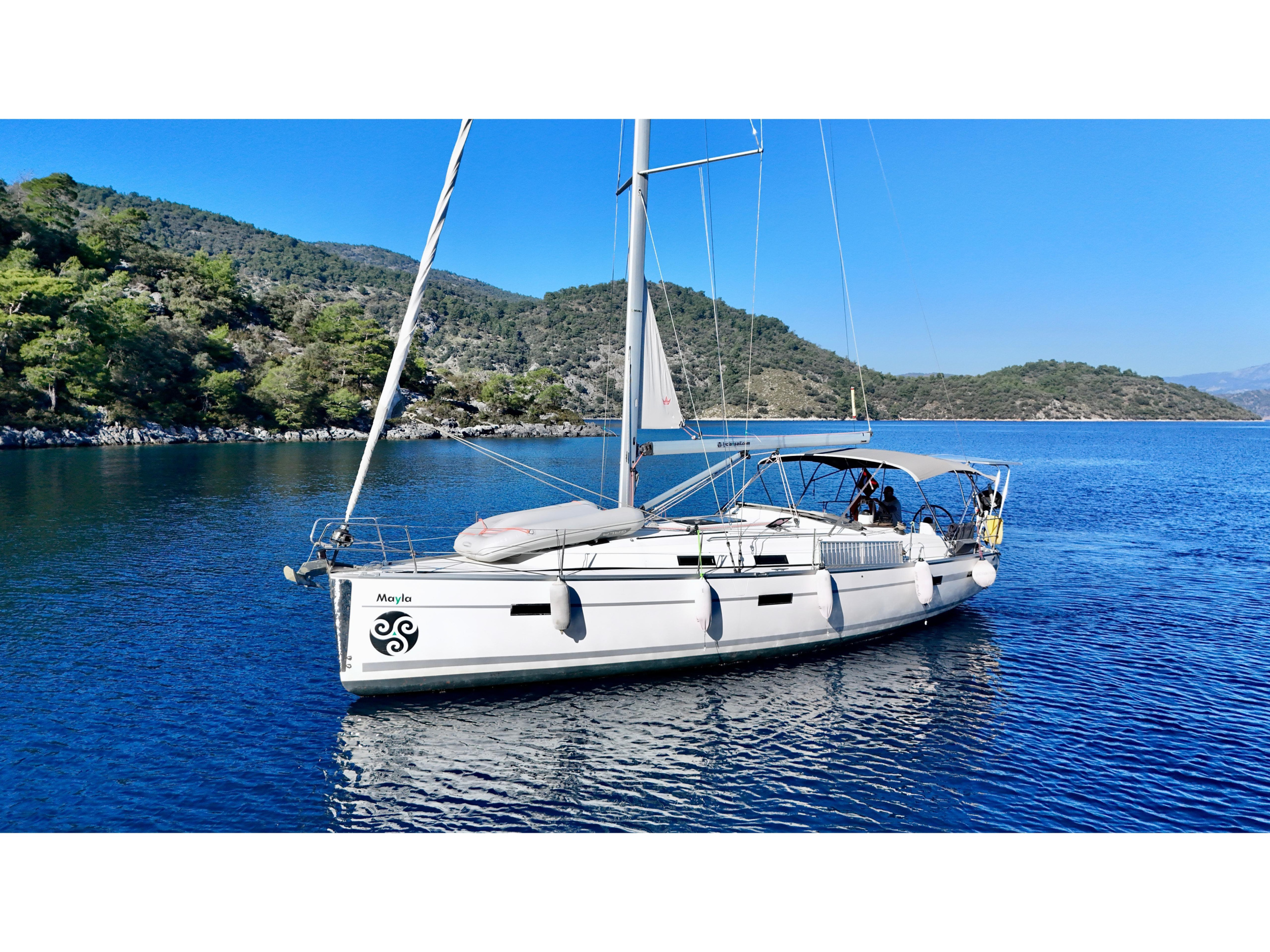 Bavaria 40 Cruiser — photo 1