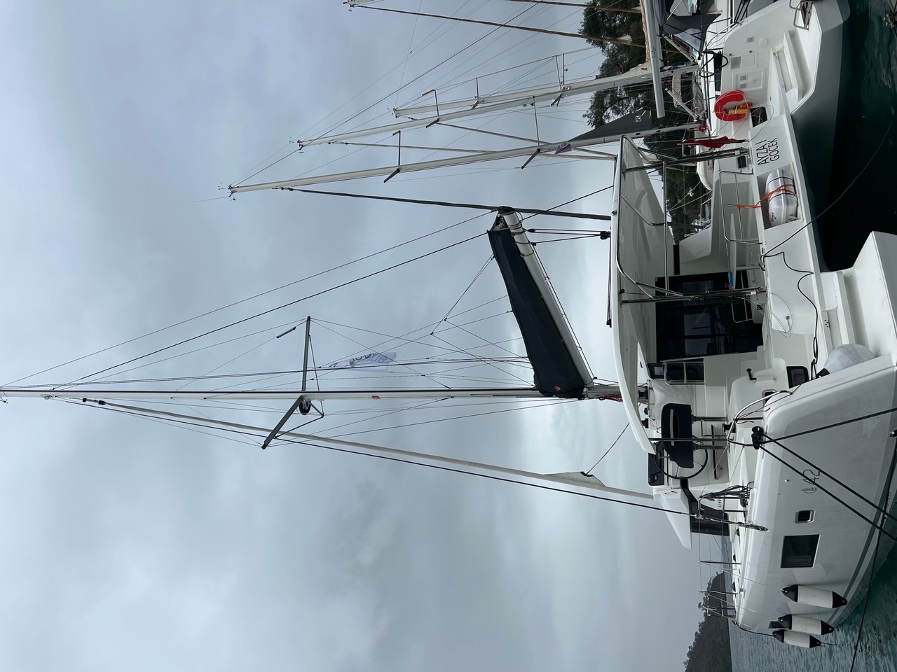 Lagoon 42 — photo 1