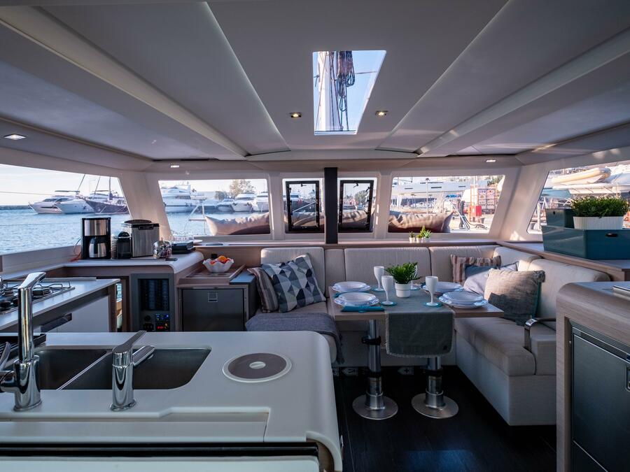 Fountaine Pajot Isla 40 — photo 20
