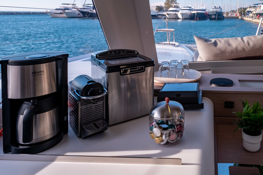 Fountaine Pajot Isla 40 — photo 72