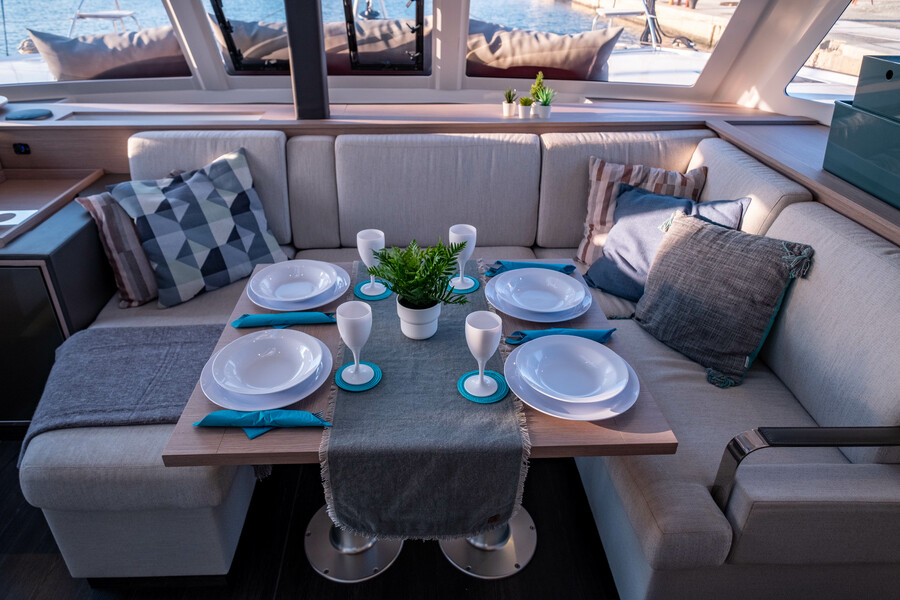 Fountaine Pajot Isla 40 — photo 74