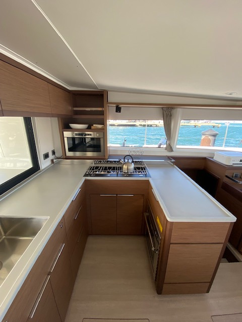 Lagoon 46 — photo 10