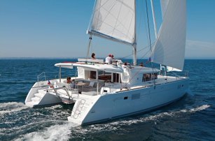 Lagoon 450 Flybridge — photo 3
