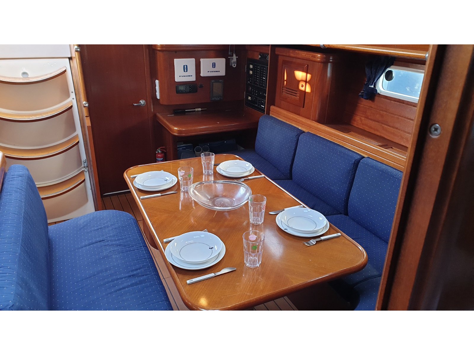 Beneteau 50 — photo 19