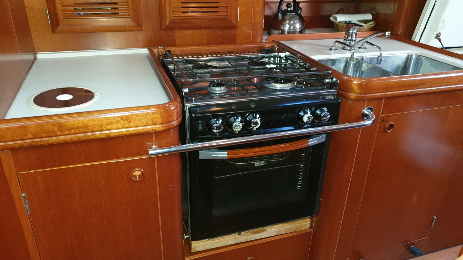 Beneteau 50 — photo 12