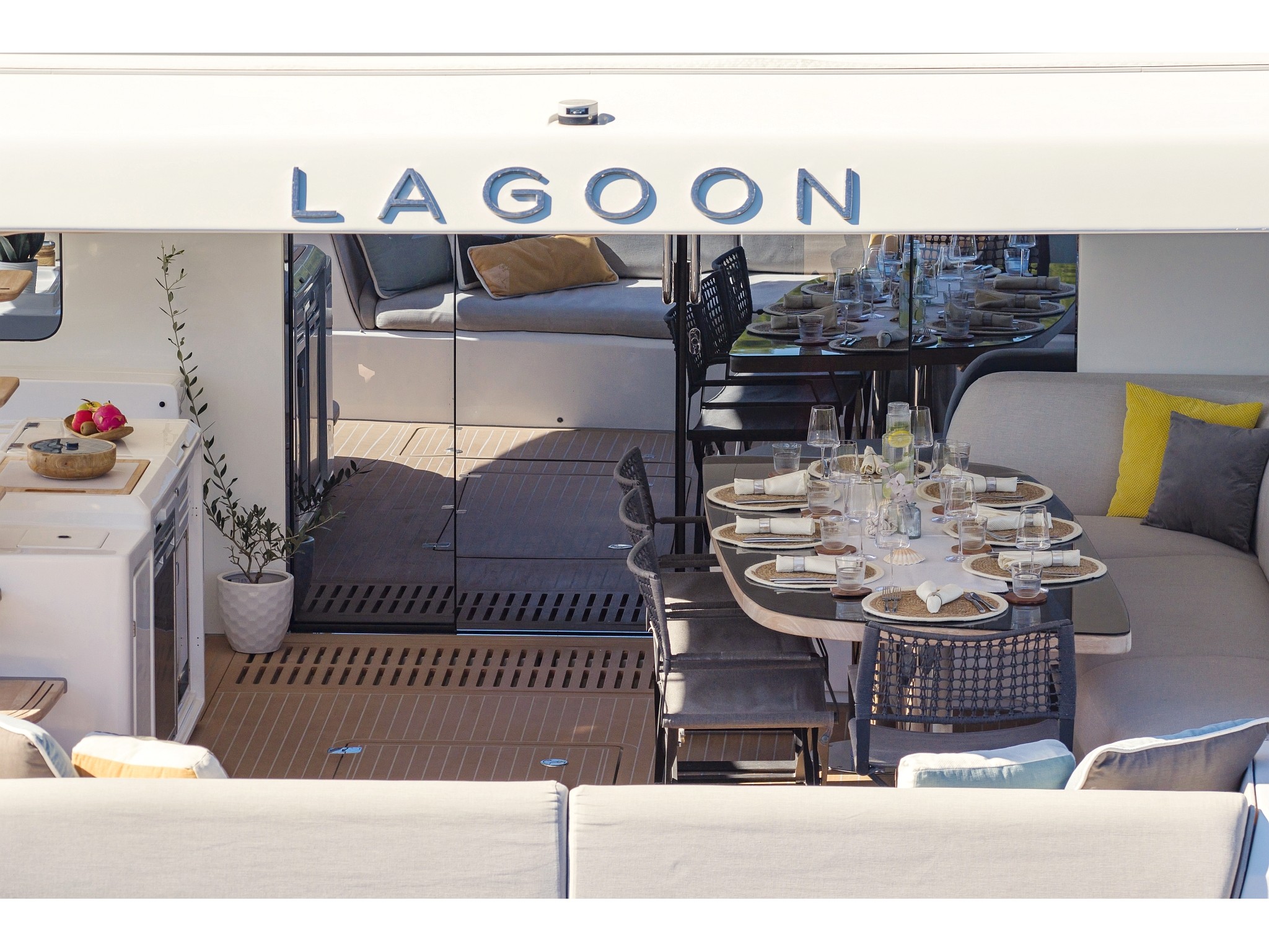 Lagoon Sixty 7 — photo 11