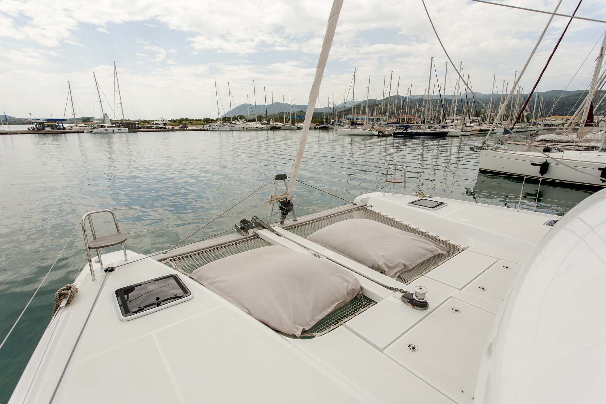 Lagoon 42 — photo 12