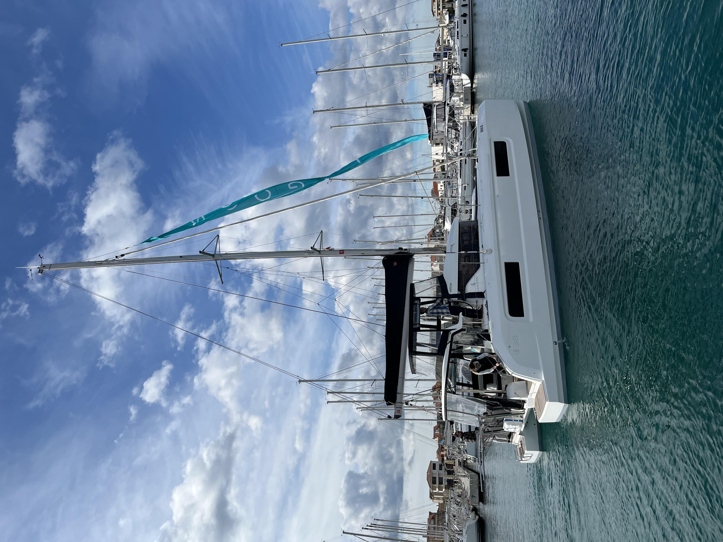 Lagoon 38 OWNER VERSION — photo 19