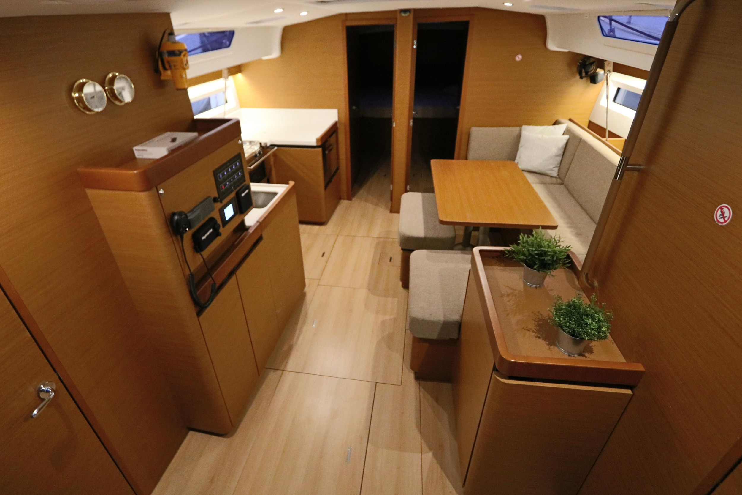 Sun Odyssey 490 — photo 11