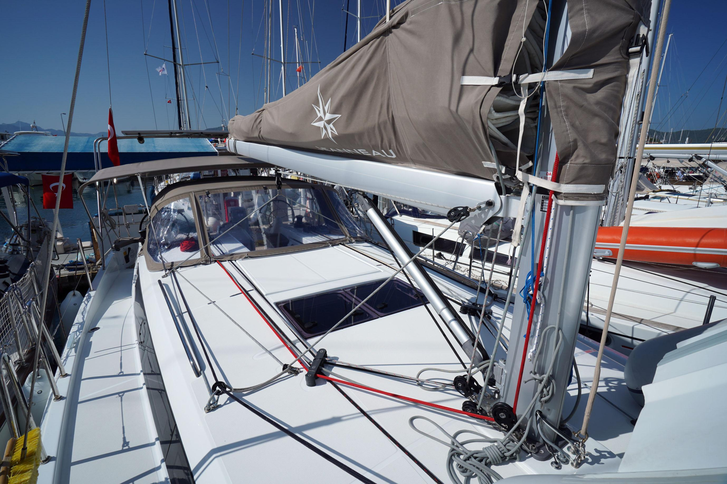Sun Odyssey 410 — photo 20