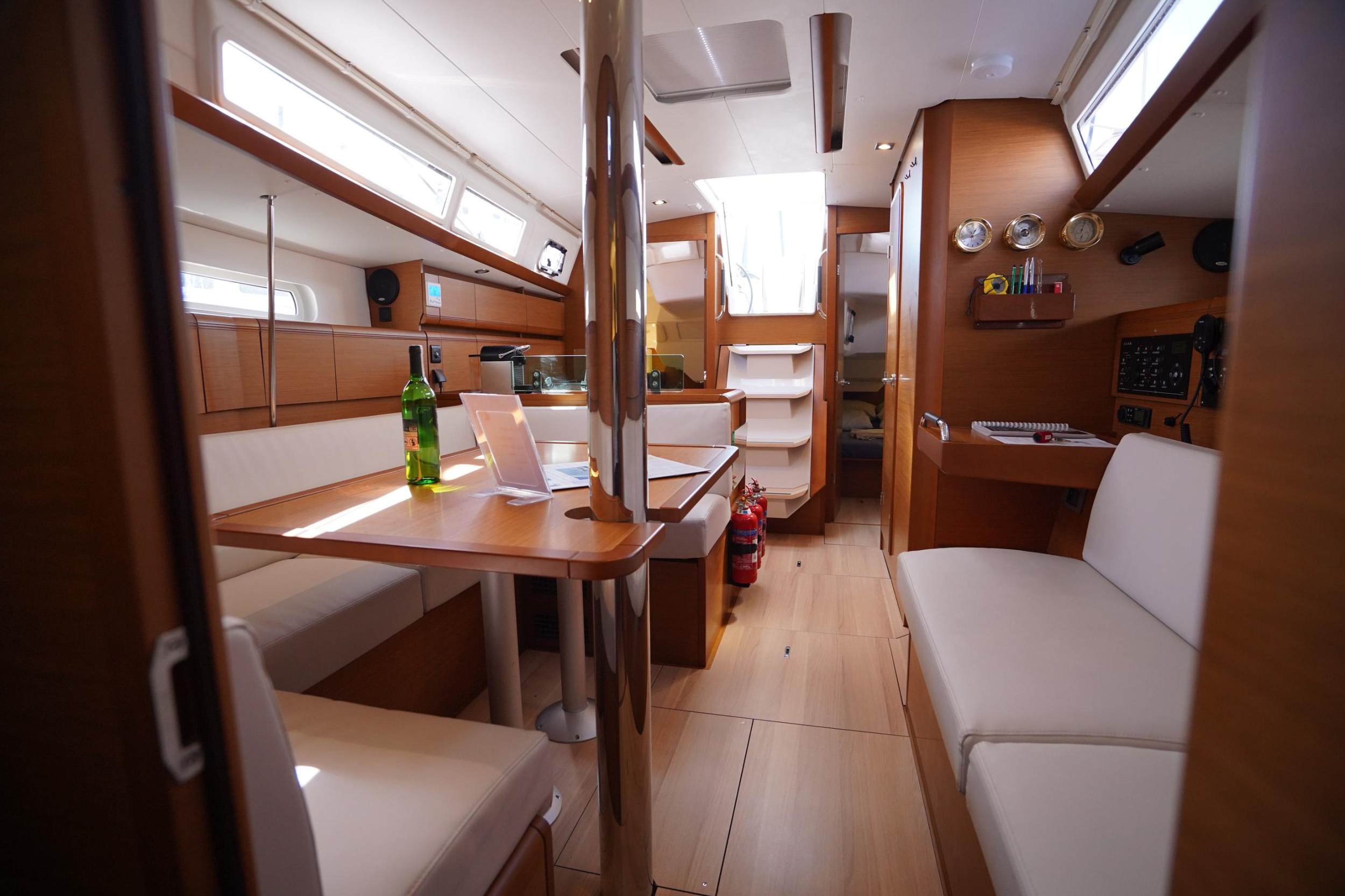 Sun Odyssey 389 — photo 19