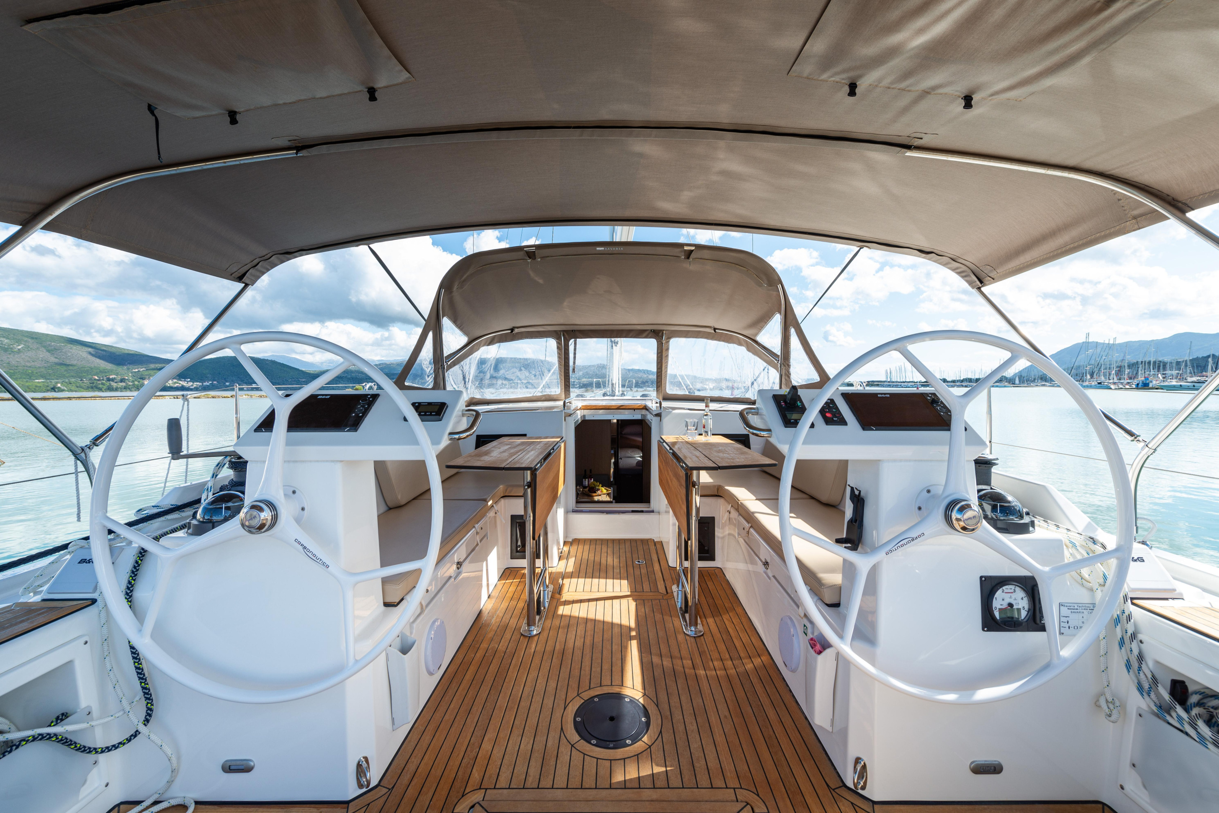 Bavaria C45 — photo 3