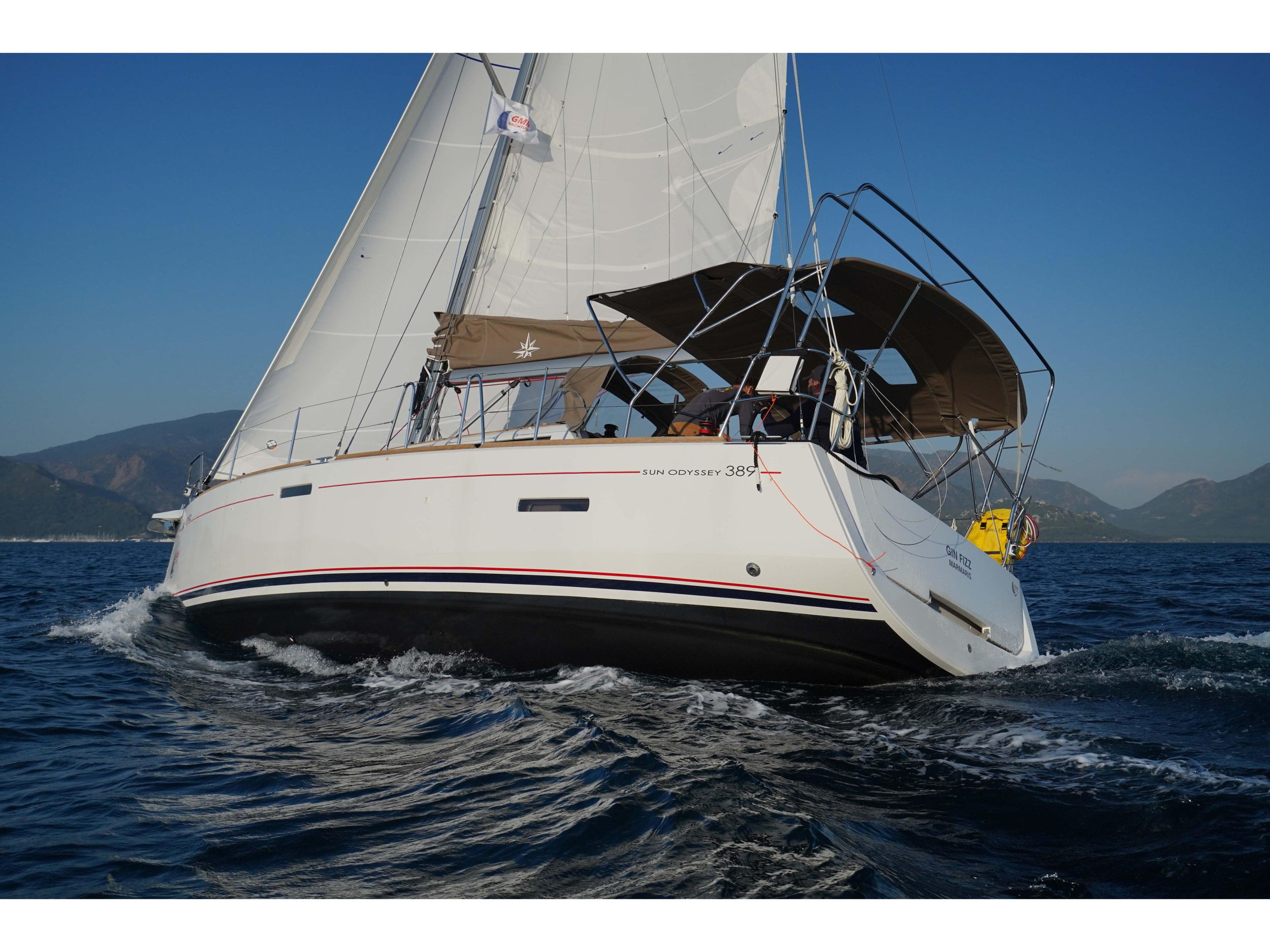 Sun Odyssey 389 — photo 1