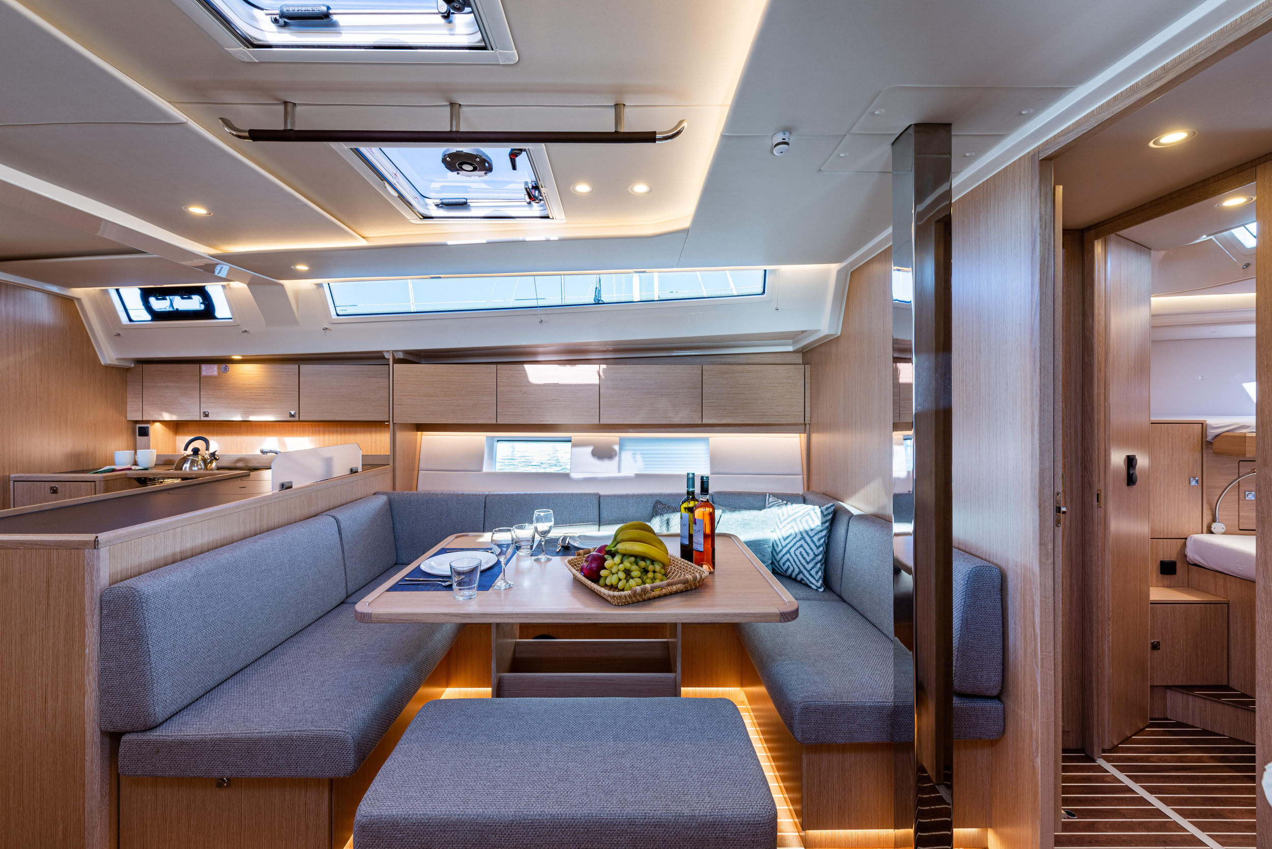 Bavaria C45 — photo 26