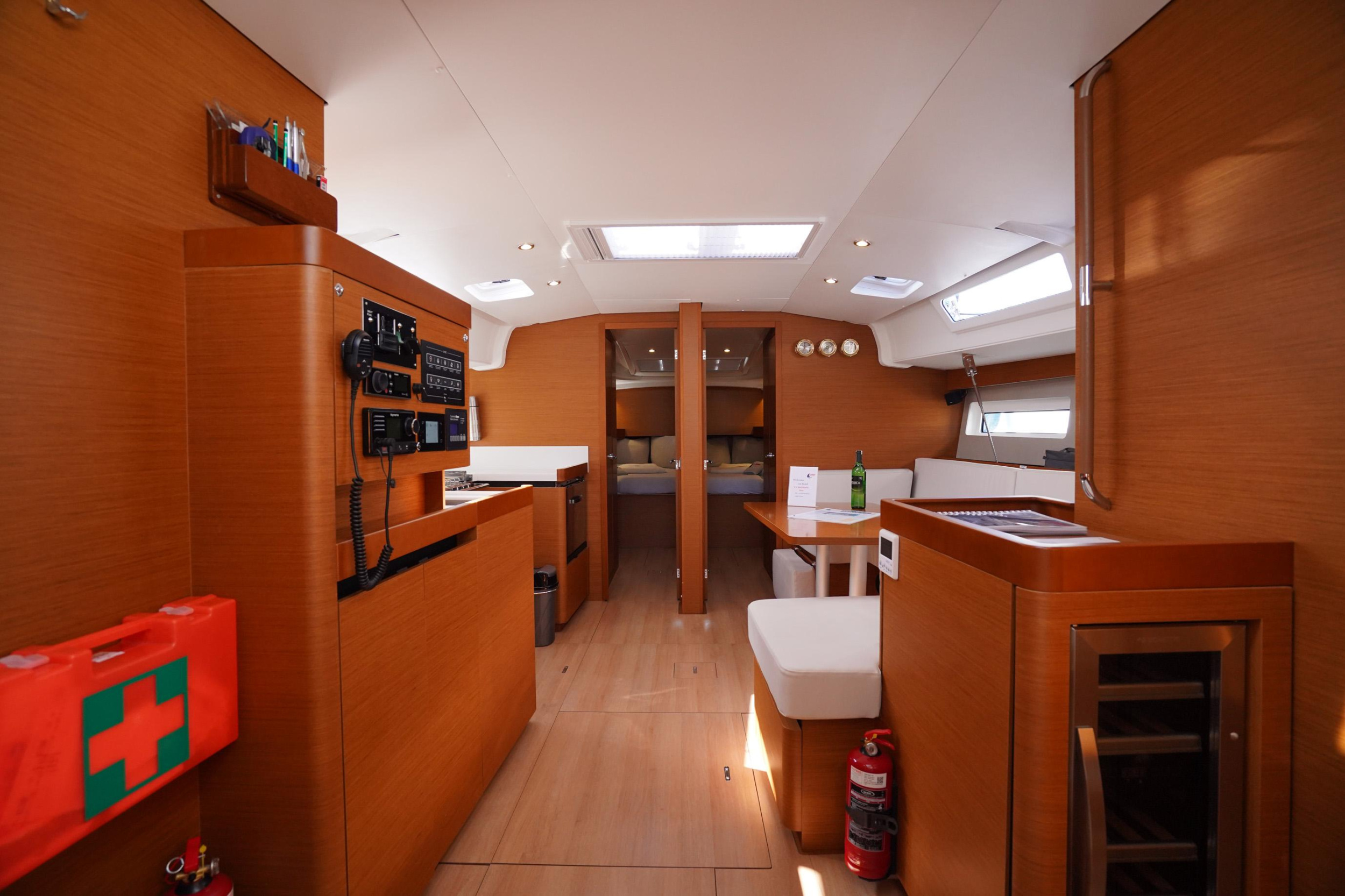 Sun Odyssey 490 — photo 27