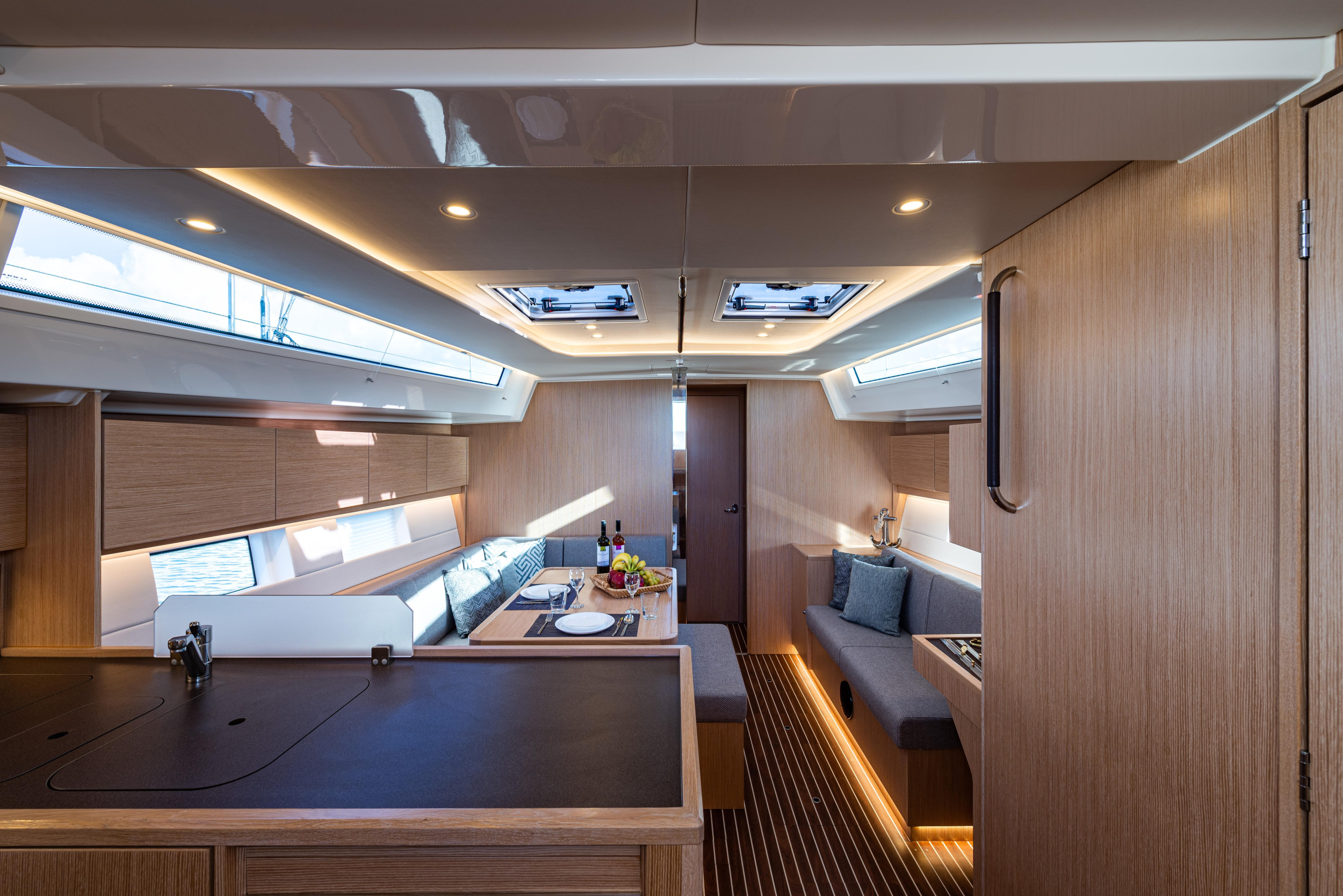 Bavaria C45 — photo 16