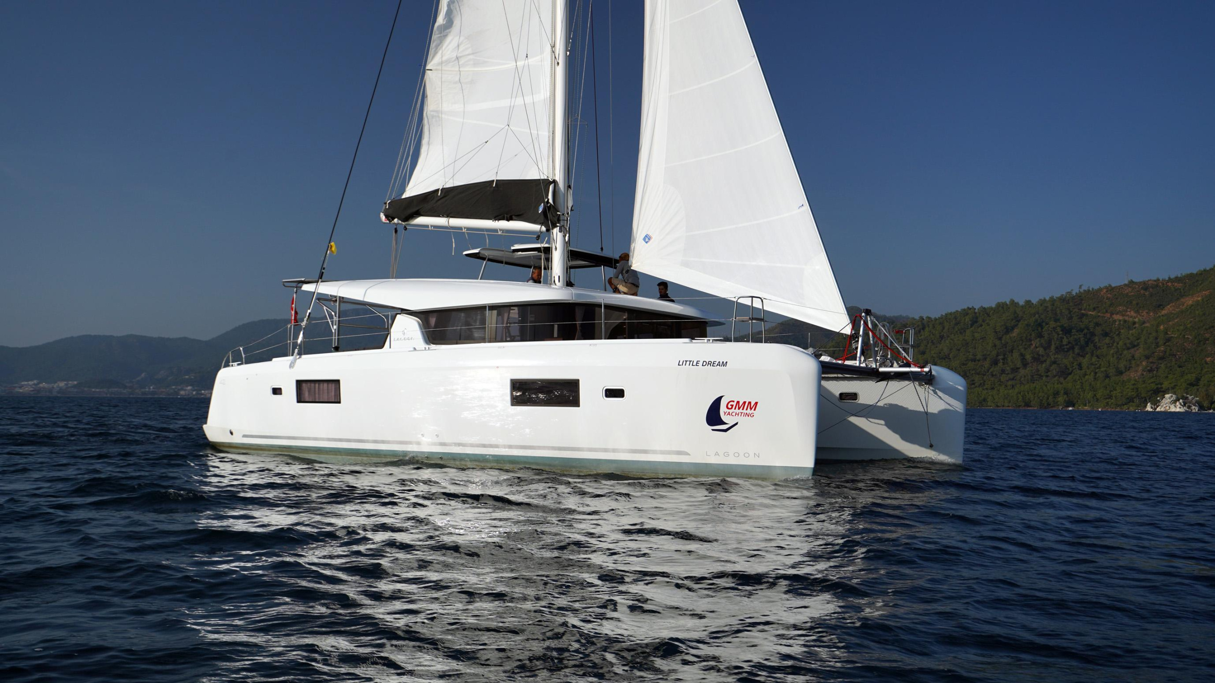 Lagoon 42 — photo 19