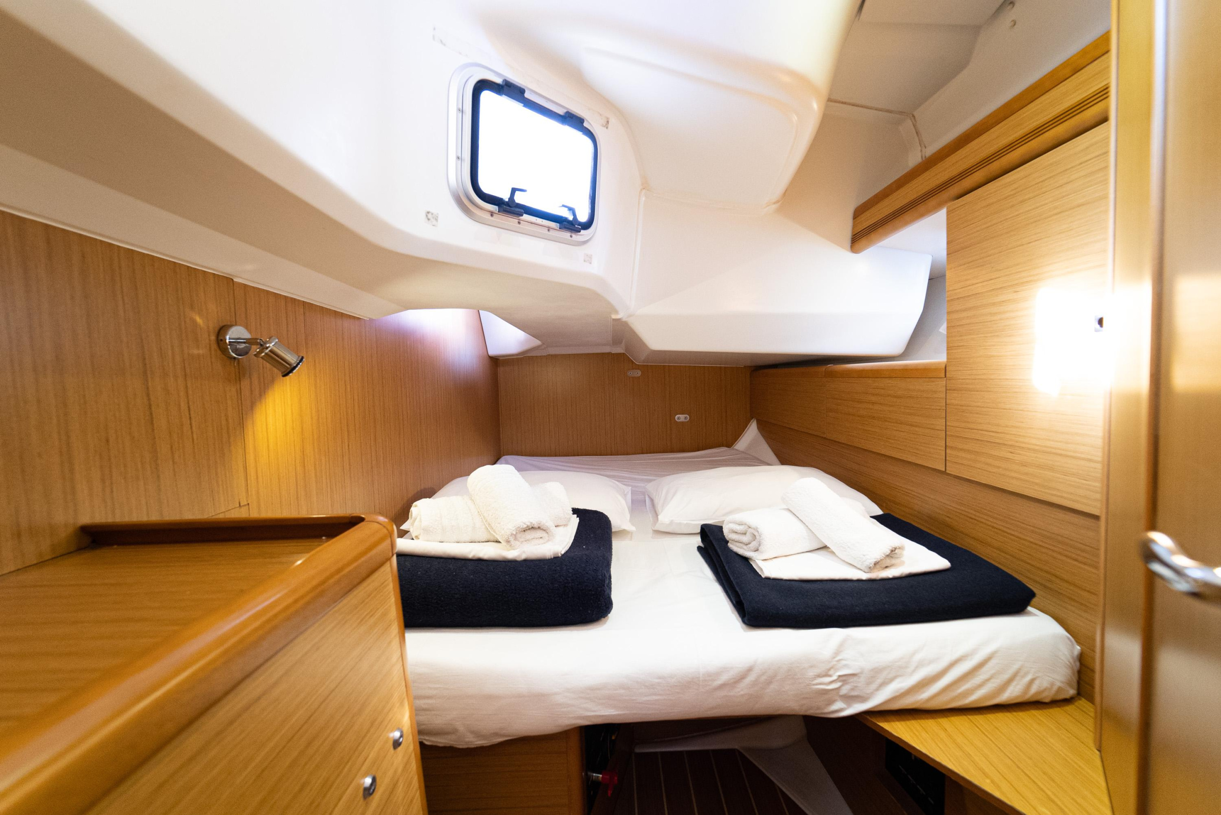 Sun Odyssey 44 i — photo 3