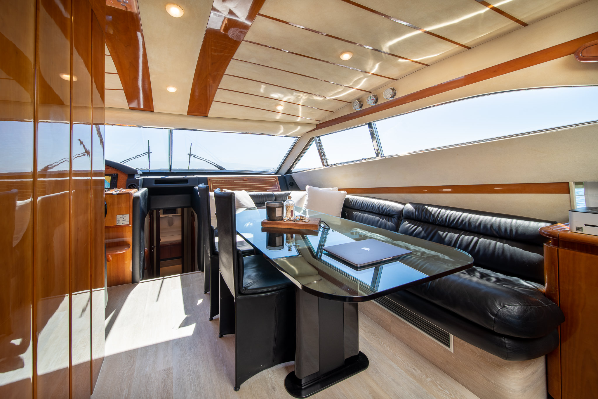 Ferretti 68 — photo 9