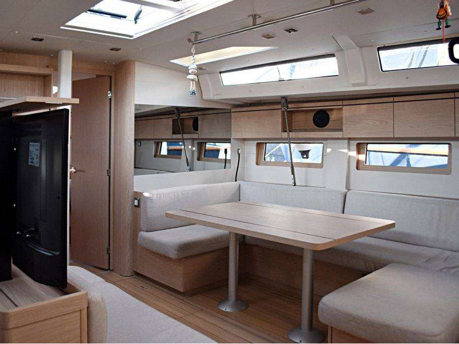 Oceanis 51.1 — photo 15