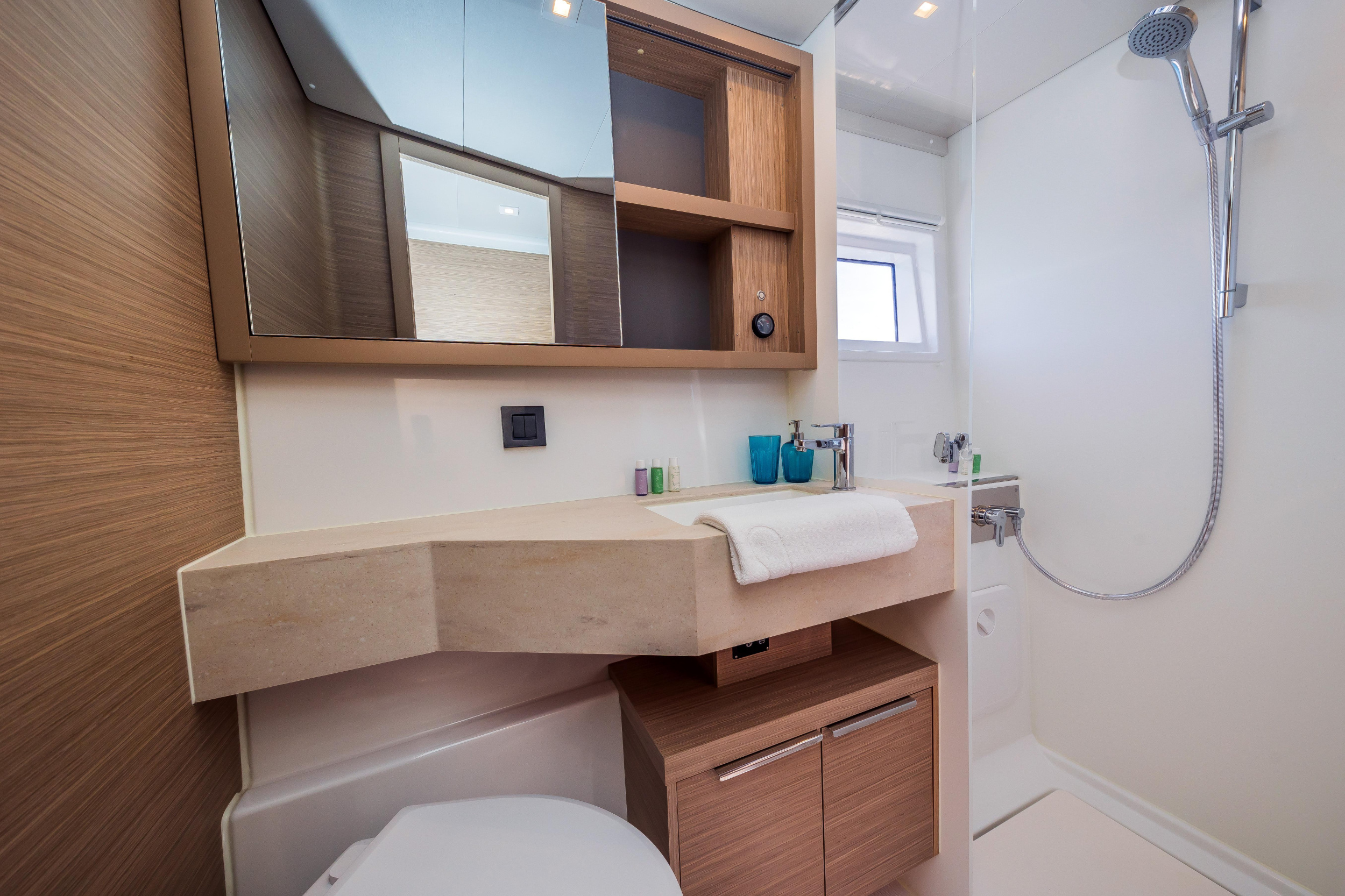 Lagoon 46 — photo 19