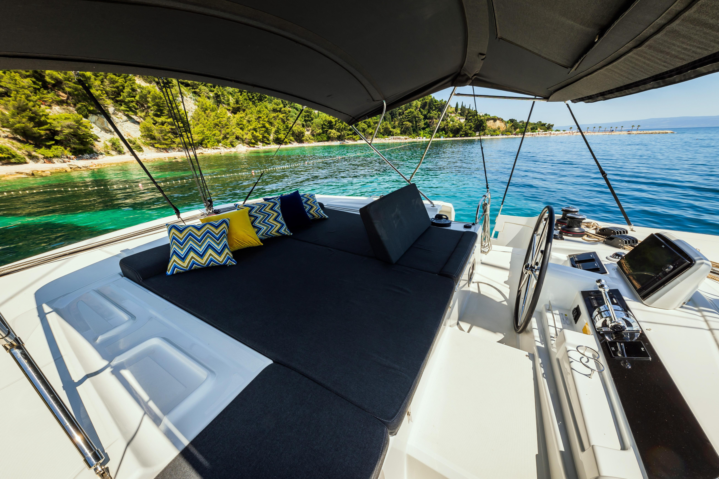 Lagoon 46 — photo 12