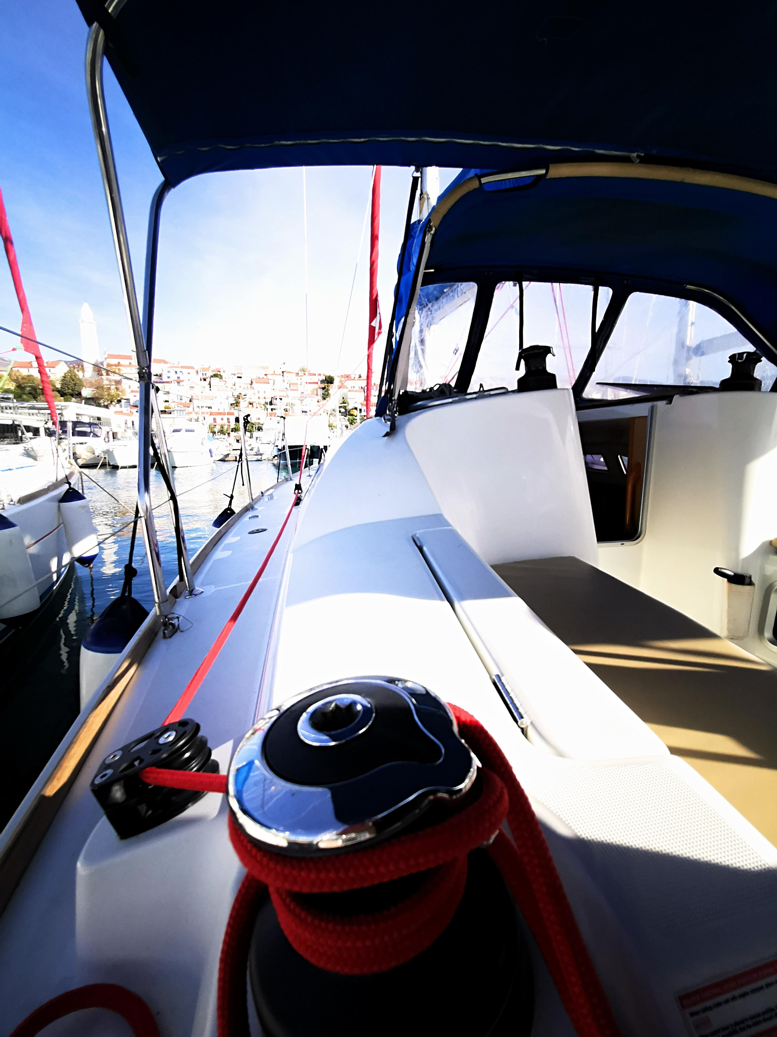 Sun Odyssey 36i — photo 16