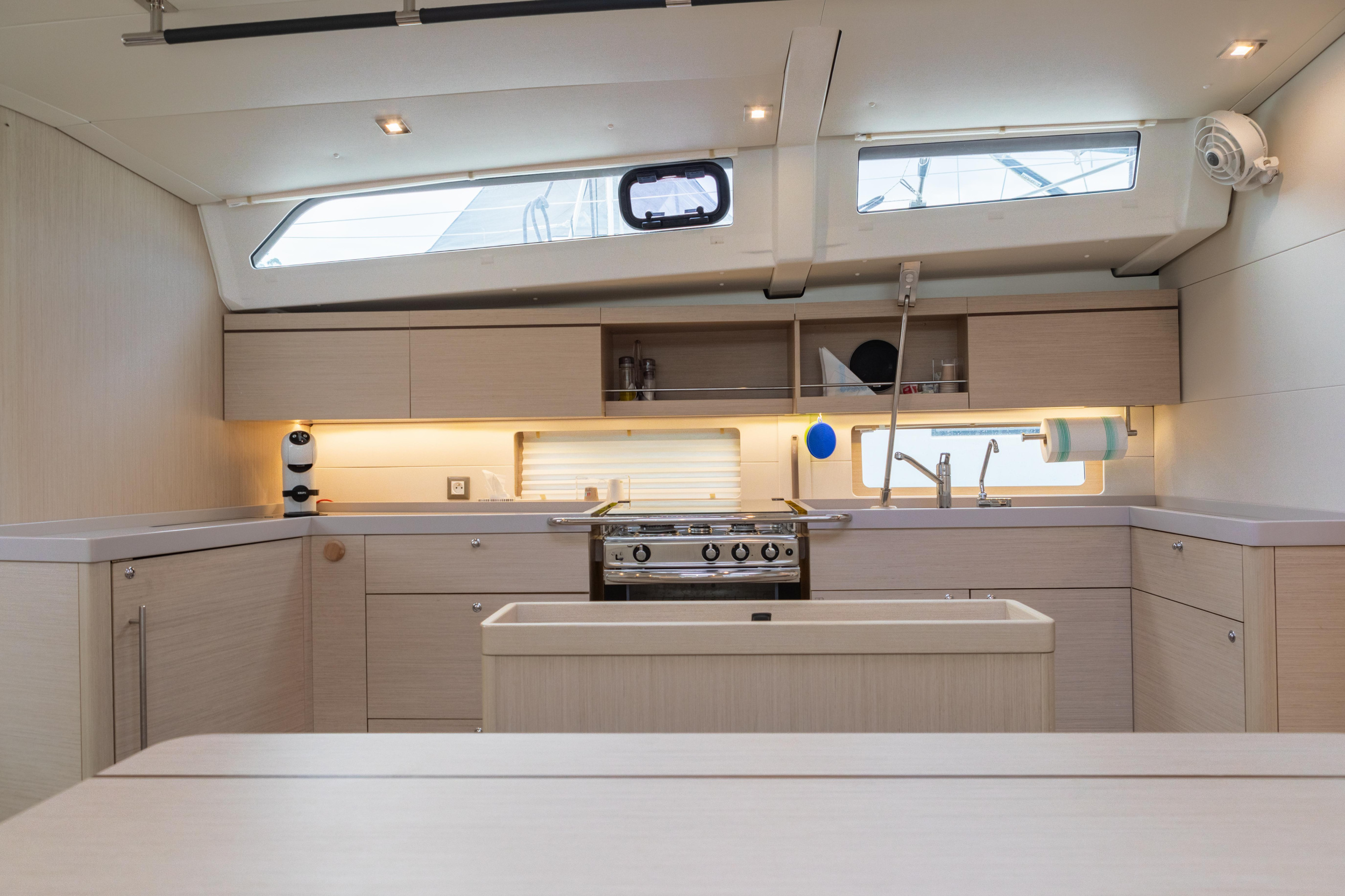 Oceanis 46.1 — photo 11