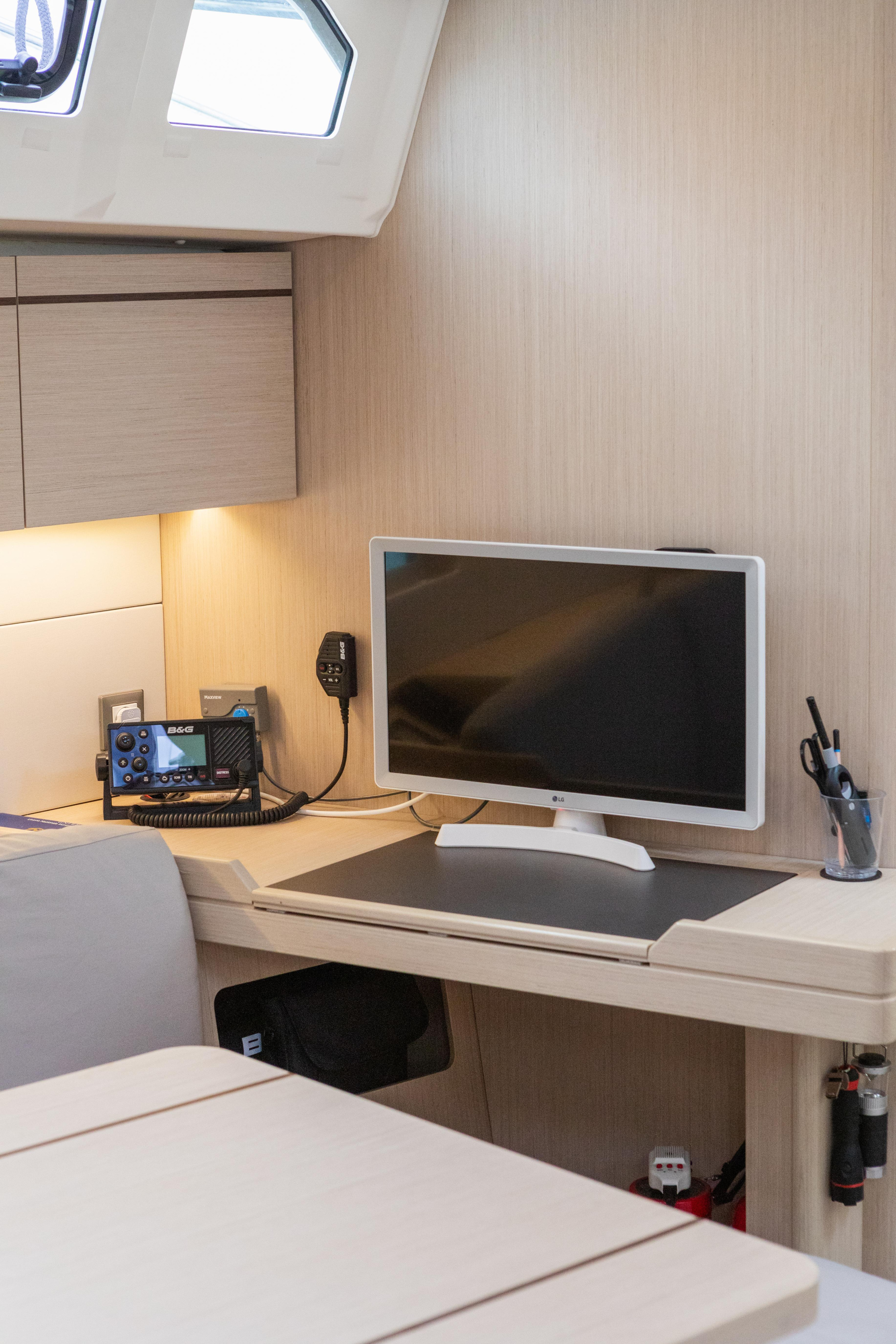 Oceanis 46.1 — photo 21