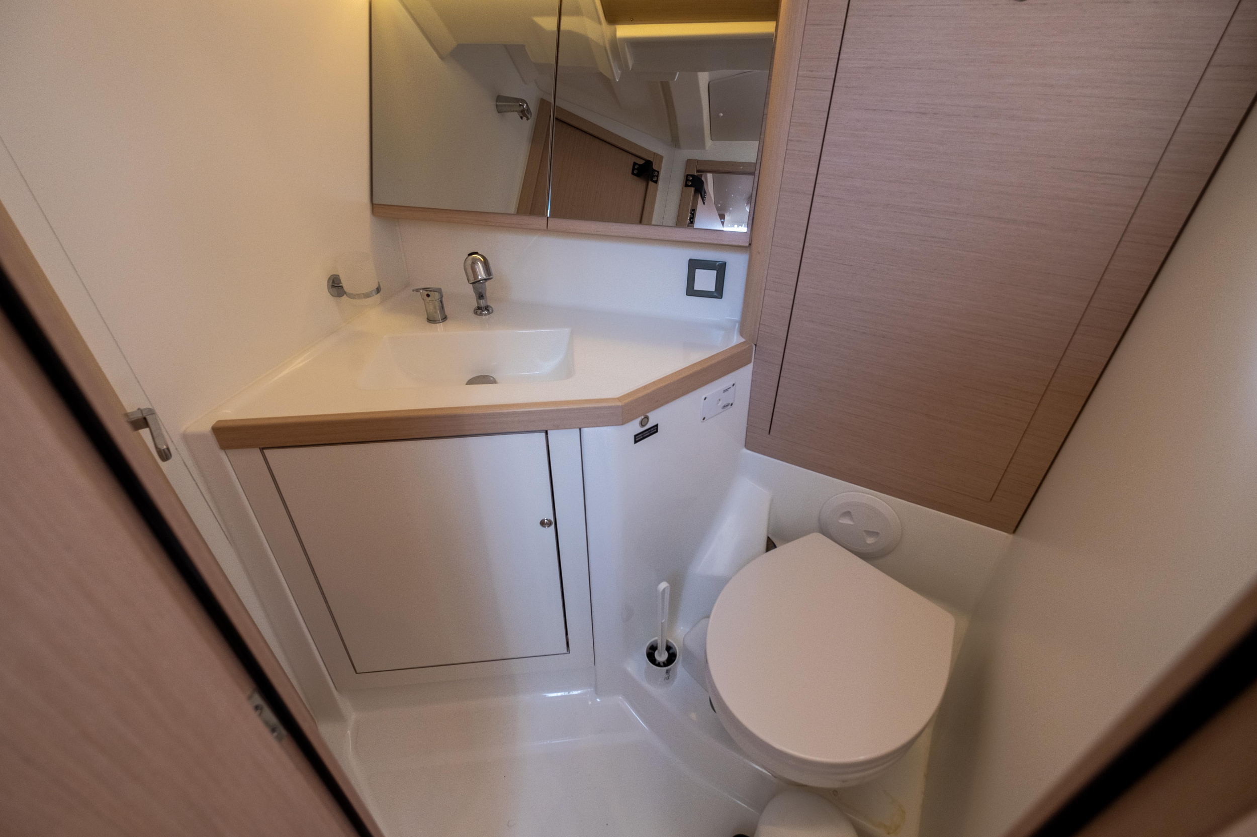 Oceanis 46.1 — photo 23