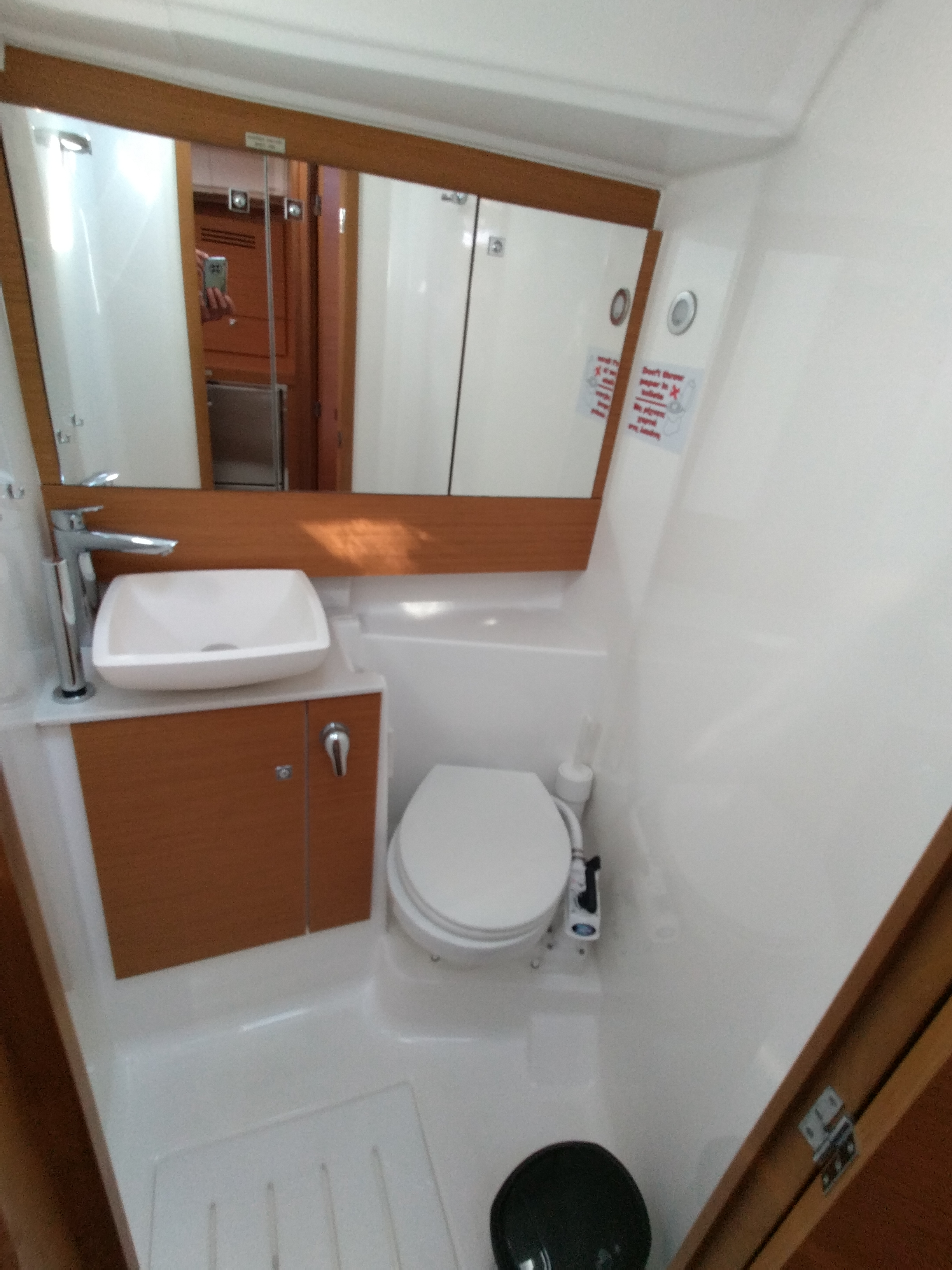 Dufour 430 — photo 27