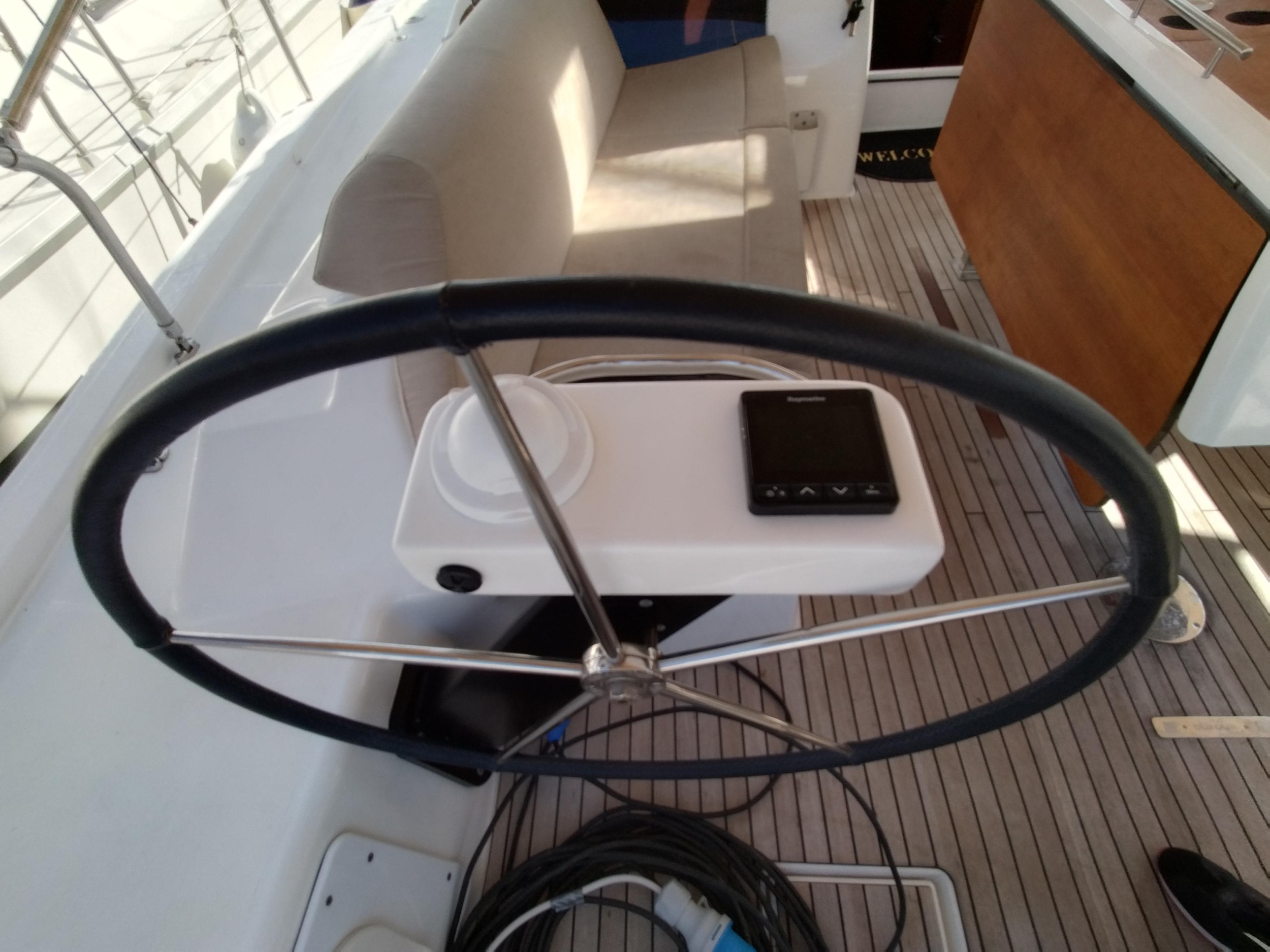 Dufour 430 — photo 12