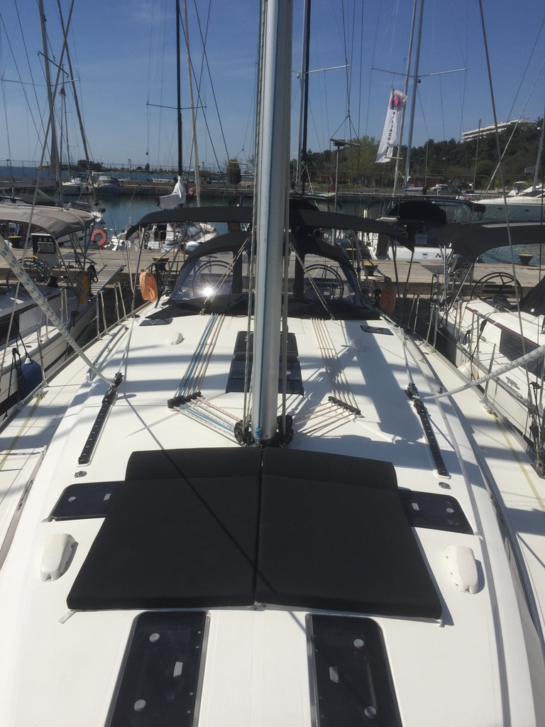 Bavaria 51 Cruiser — photo 6