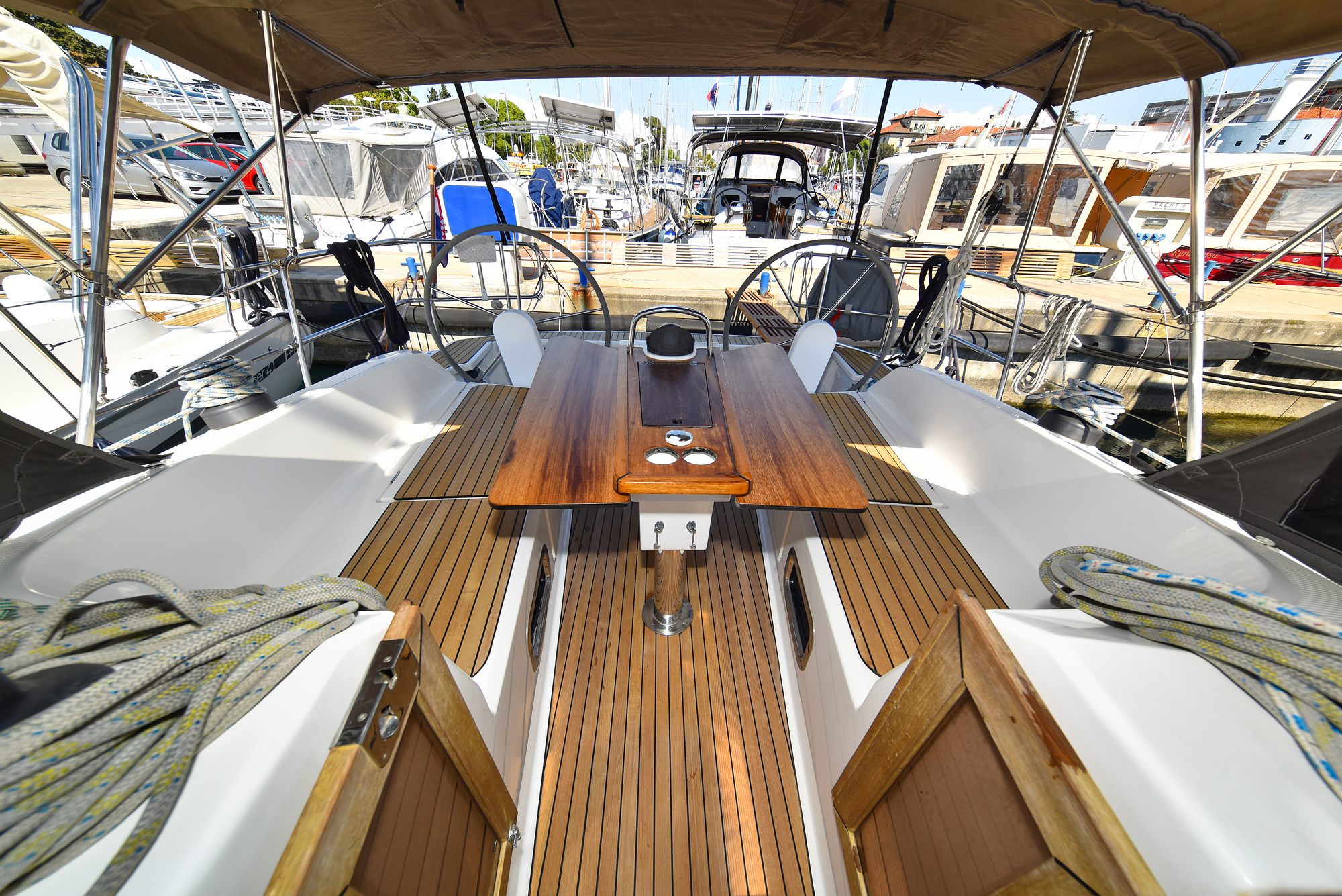 Bavaria 37 — photo 53