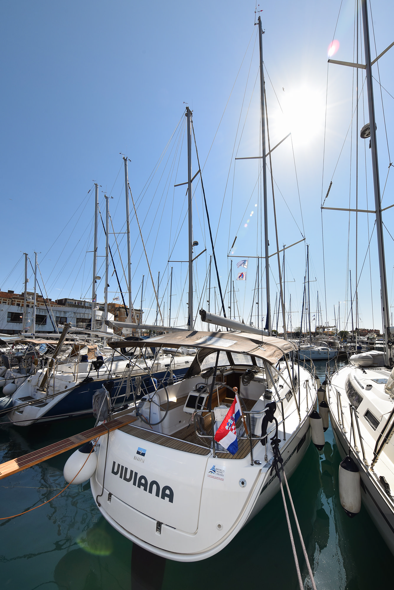 Bavaria 37 — photo 3
