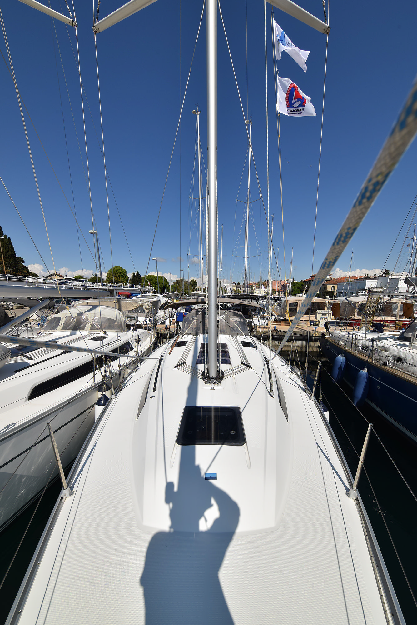 Bavaria 37 — photo 40