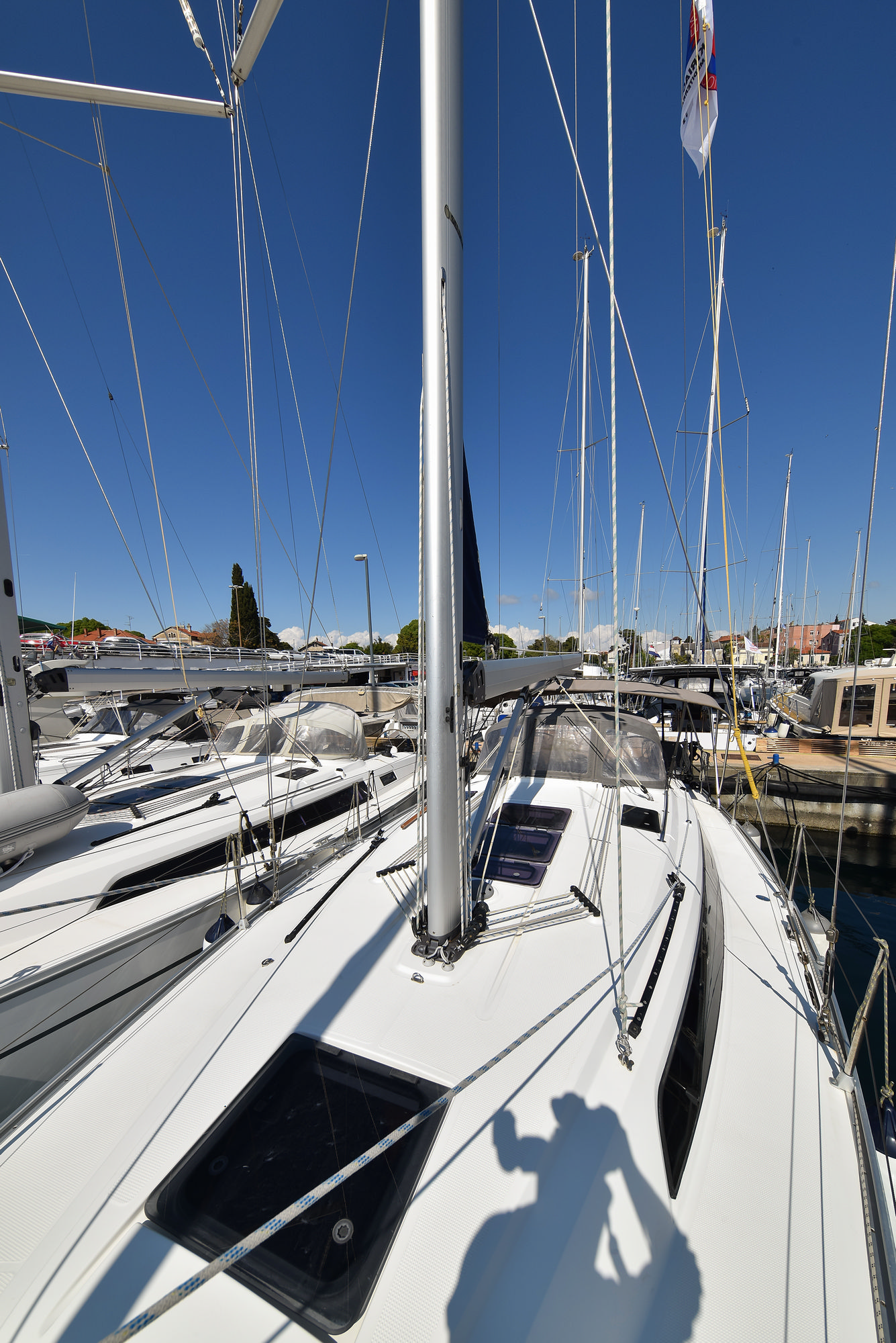 Bavaria 37 — photo 2