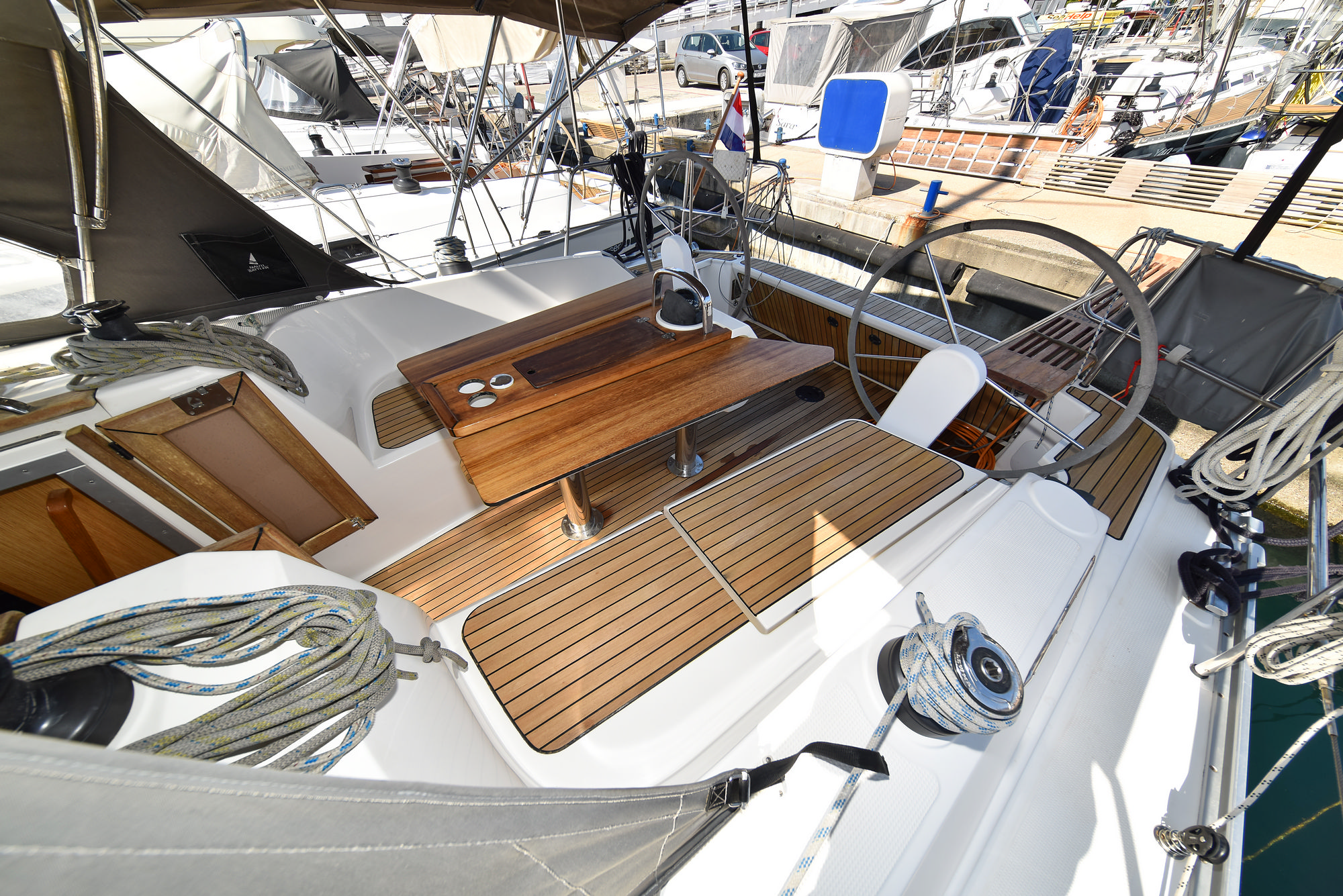 Bavaria 37 — photo 46