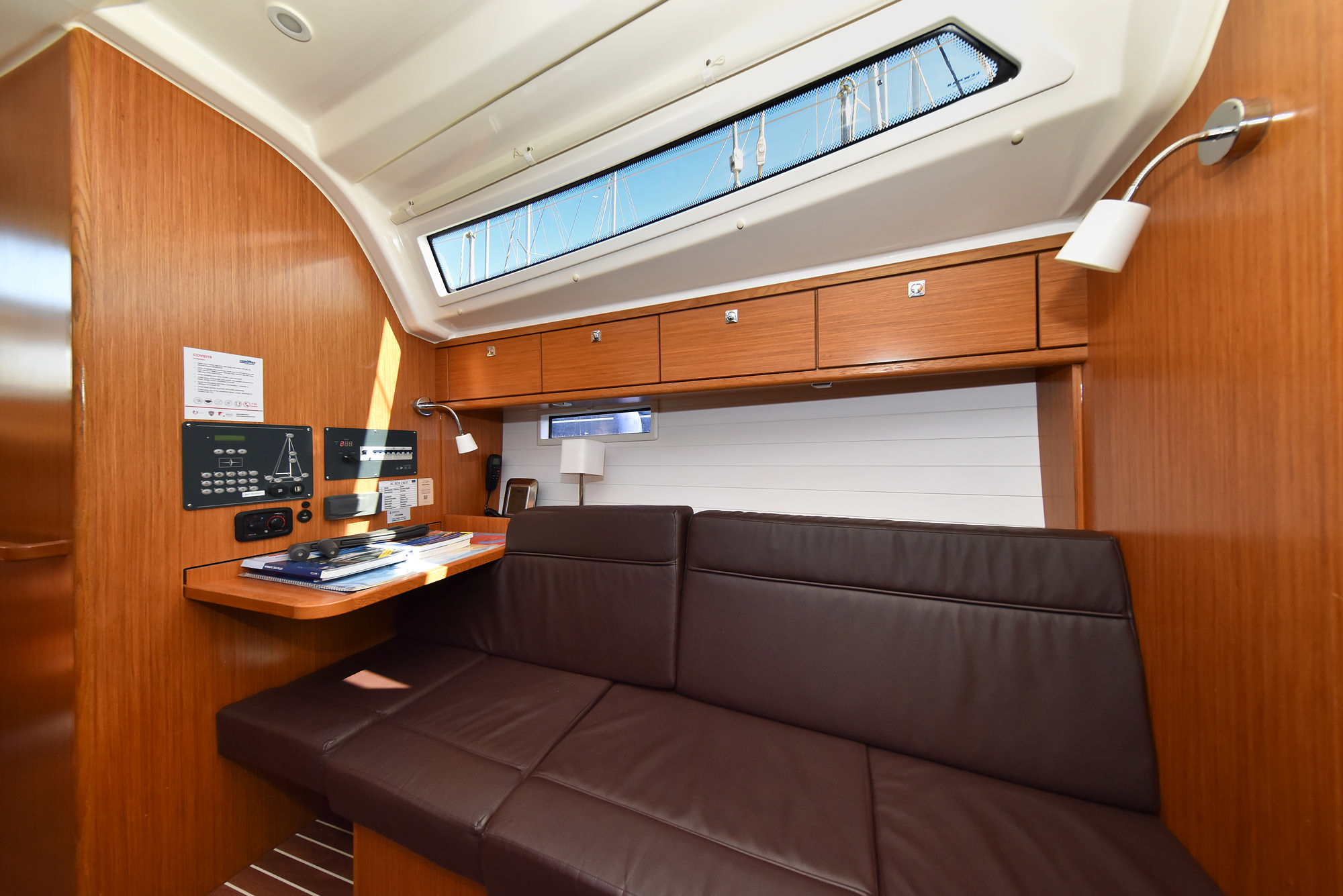 Bavaria 37 — photo 29