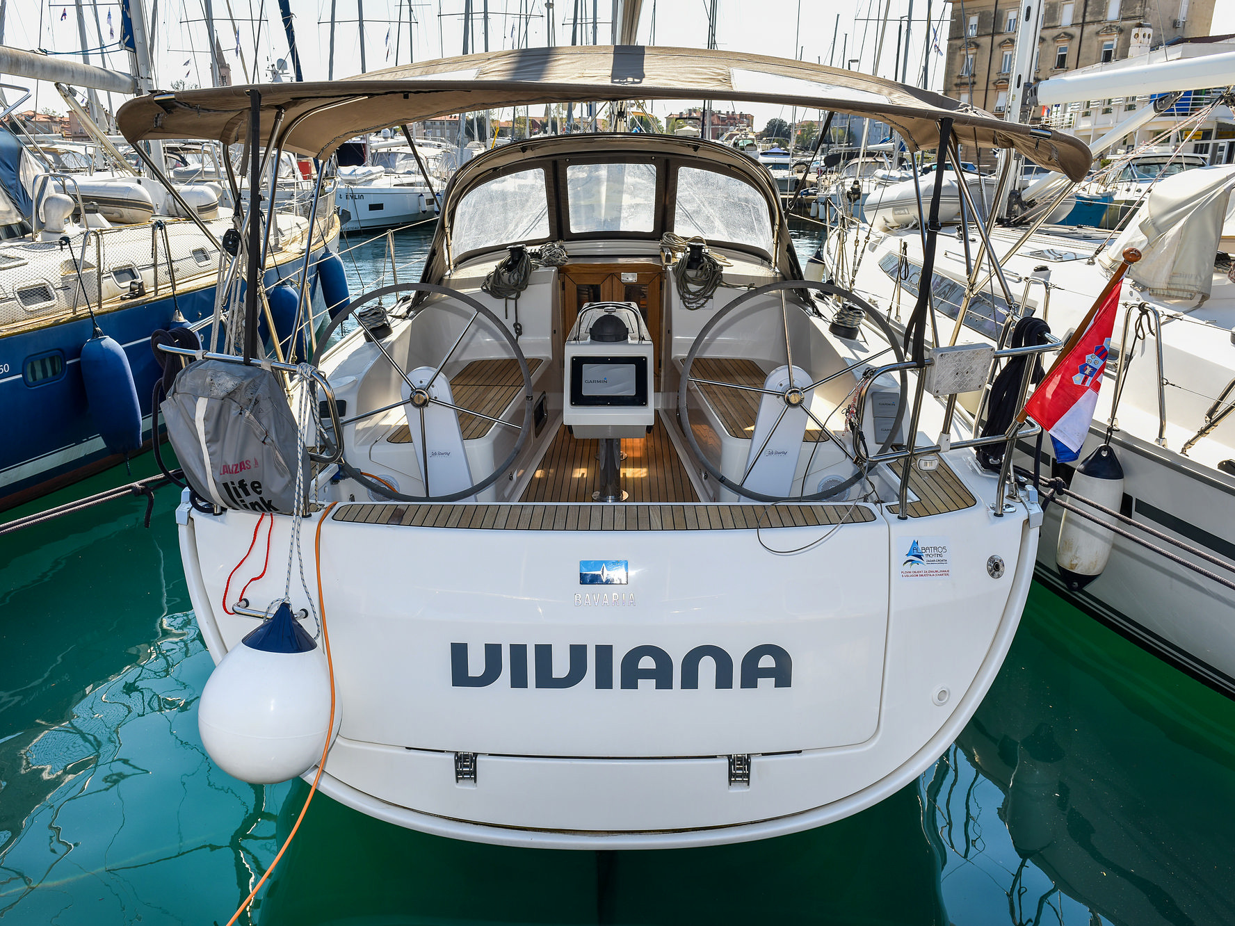 Bavaria 37 — photo 7