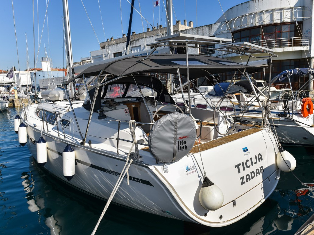Bavaria Cruiser 46 — photo 1