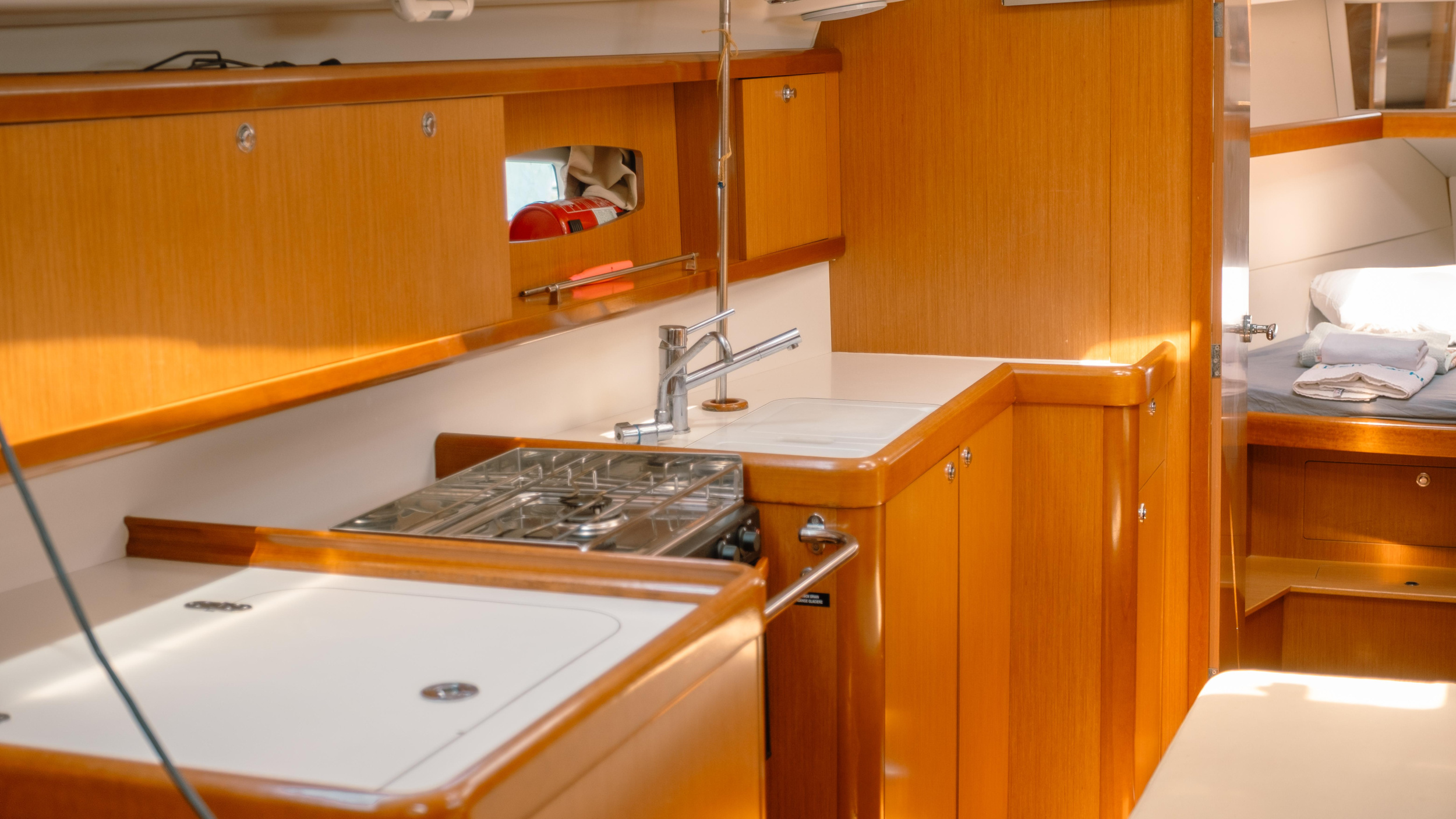 Beneteau Oceanis 40 Safir — photo 30