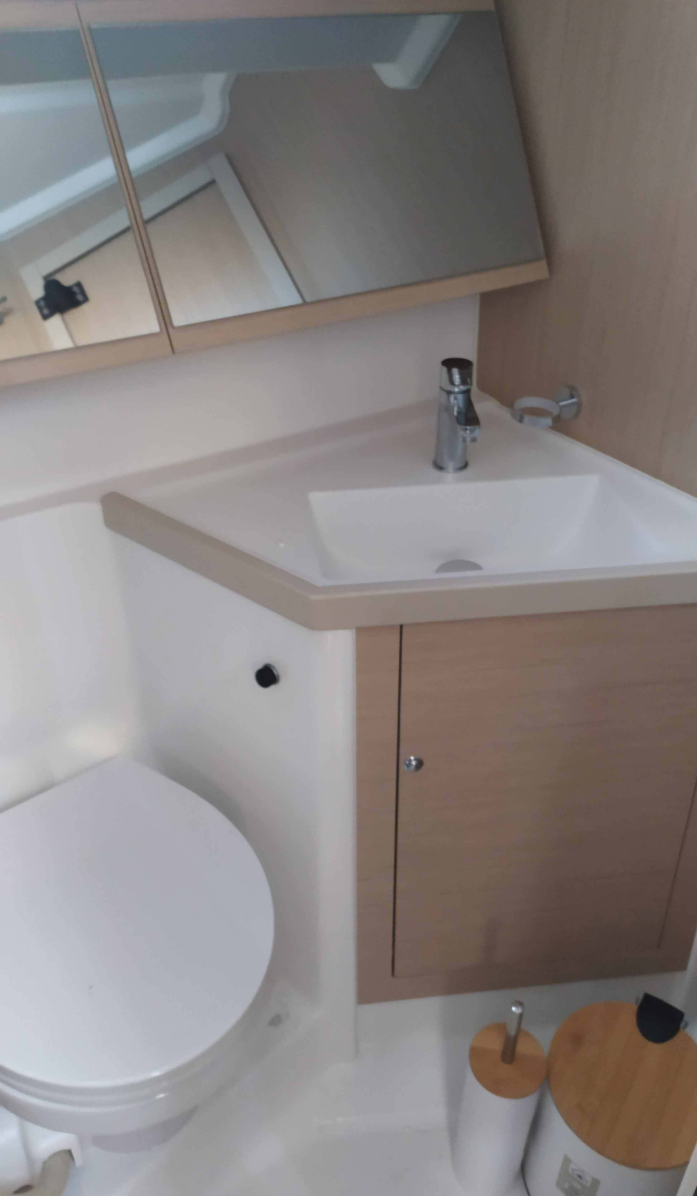 Oceanis 40.1 — photo 22