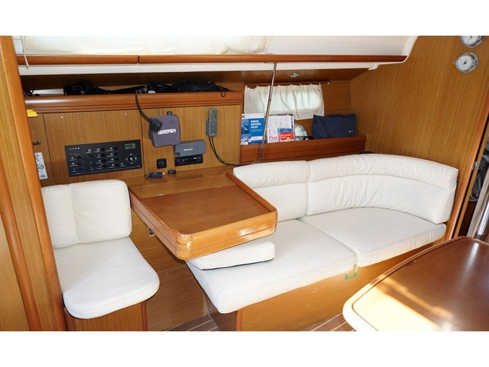Sun Odyssey 39i — photo 1